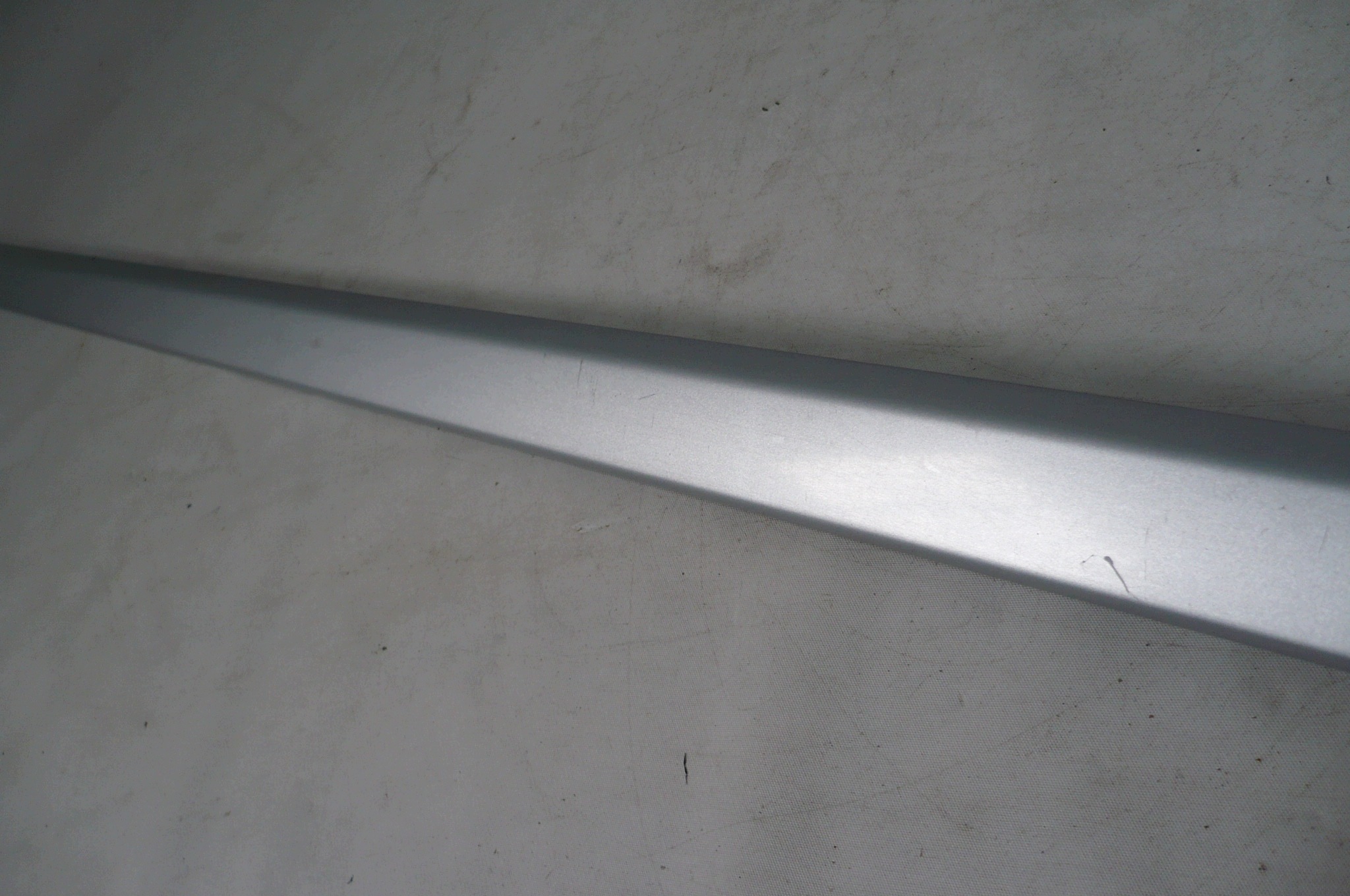 AUDI A4 B6 B7 moulding door left front central original
