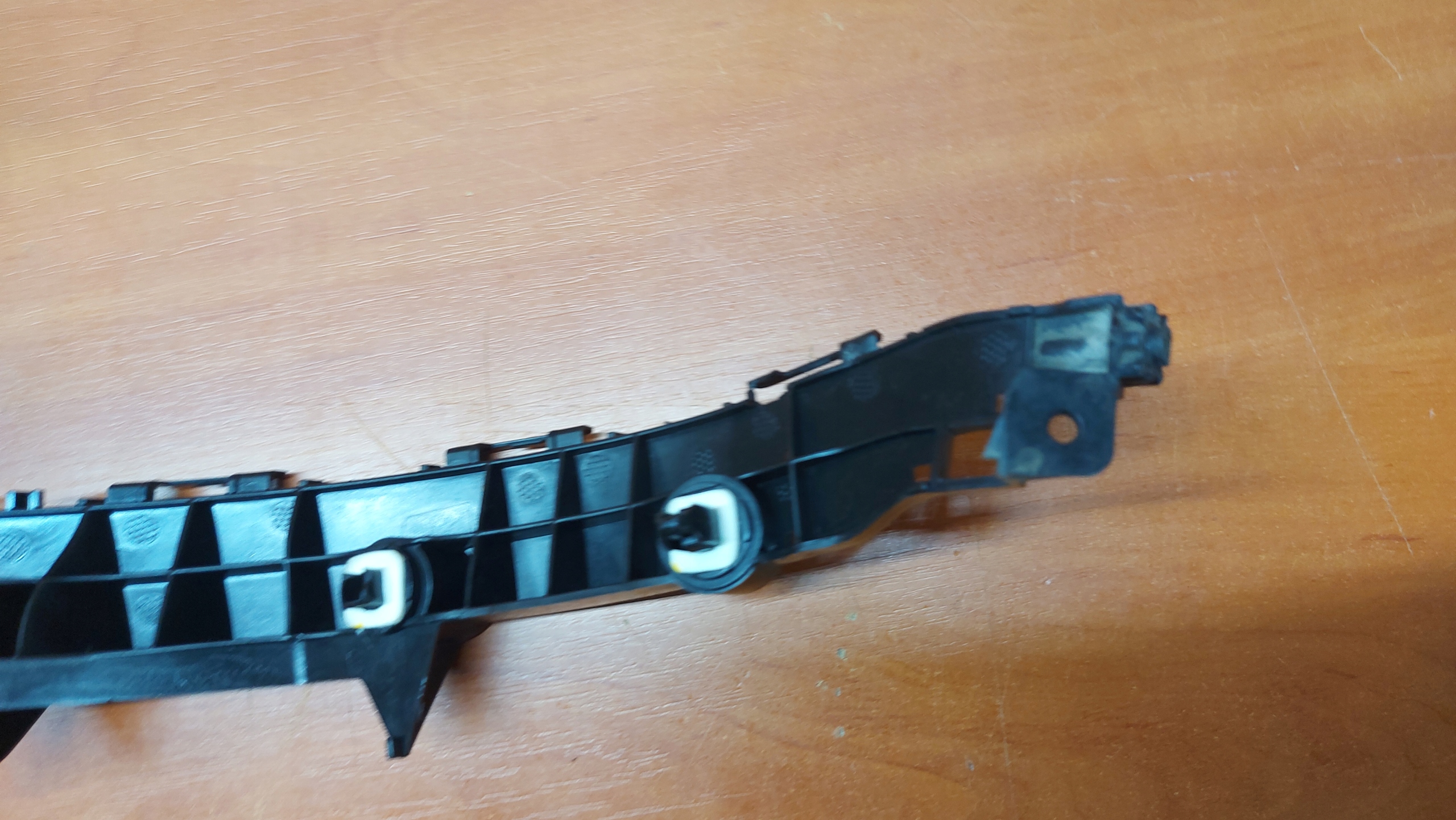 bumper bracket left rear part TOYOTA CHR C-HR 16