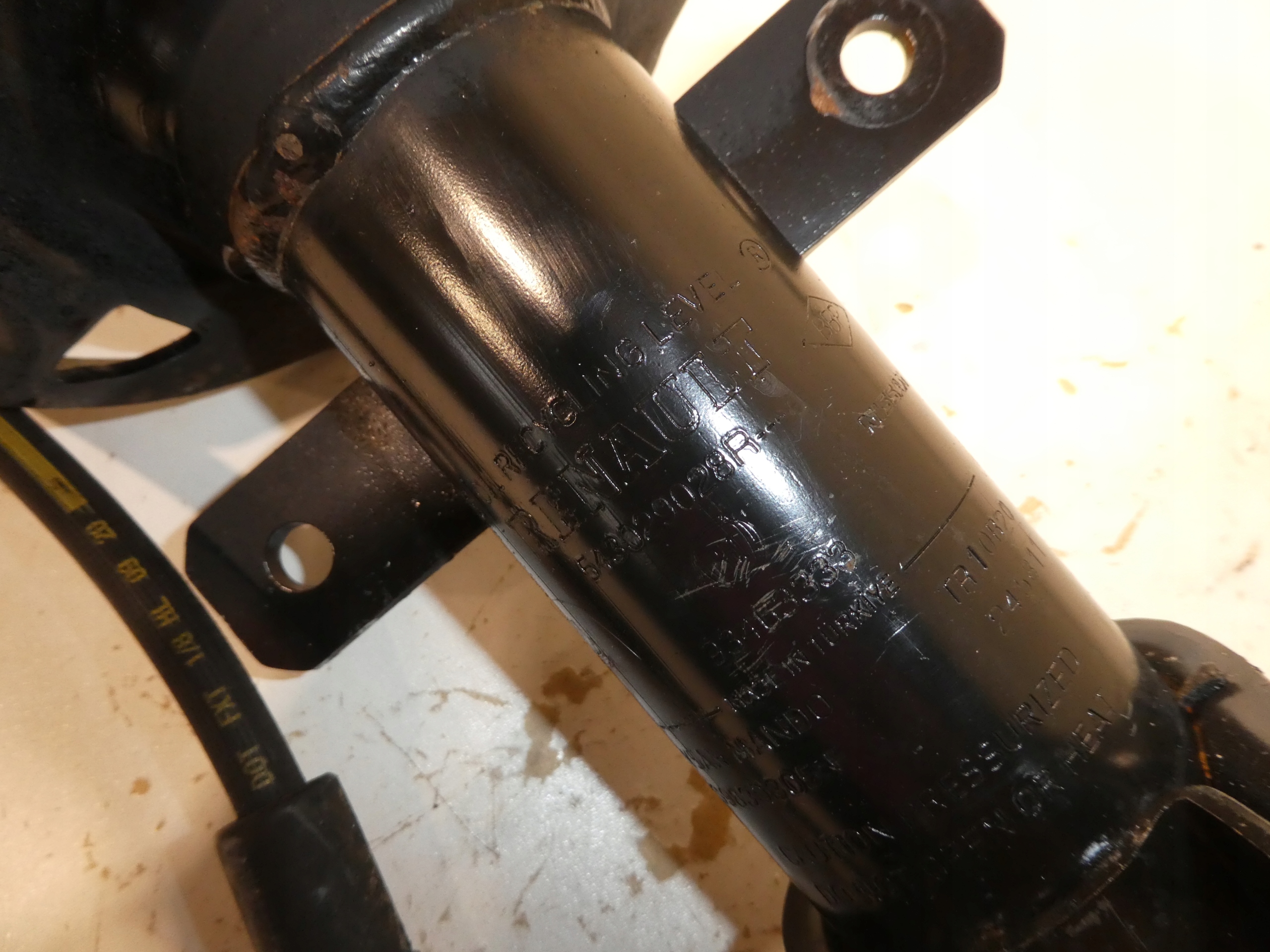 McPherson swing shock absorber TRAFIC III 543029028R
