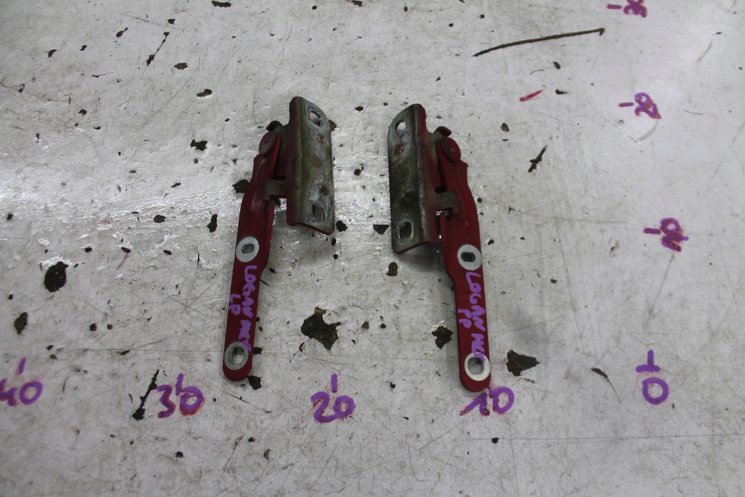 Cerniera Cerniere cofano KOMPLET DACIA LOGAN e SANDERO delle ruote. OV21D 04-12