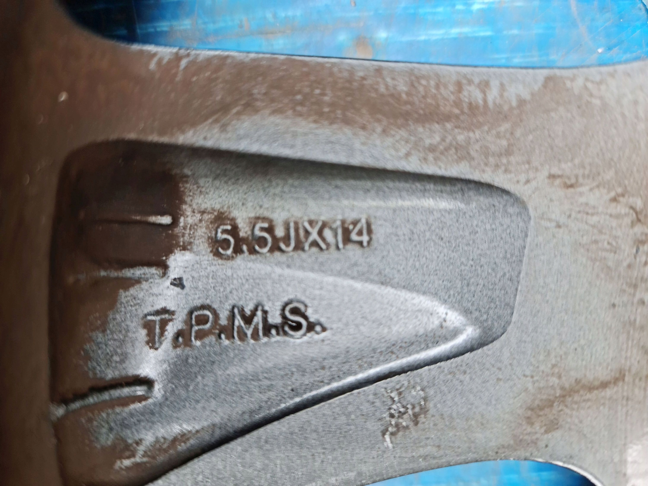 disk HYUNDAI ET47 4X100 5,5JX14