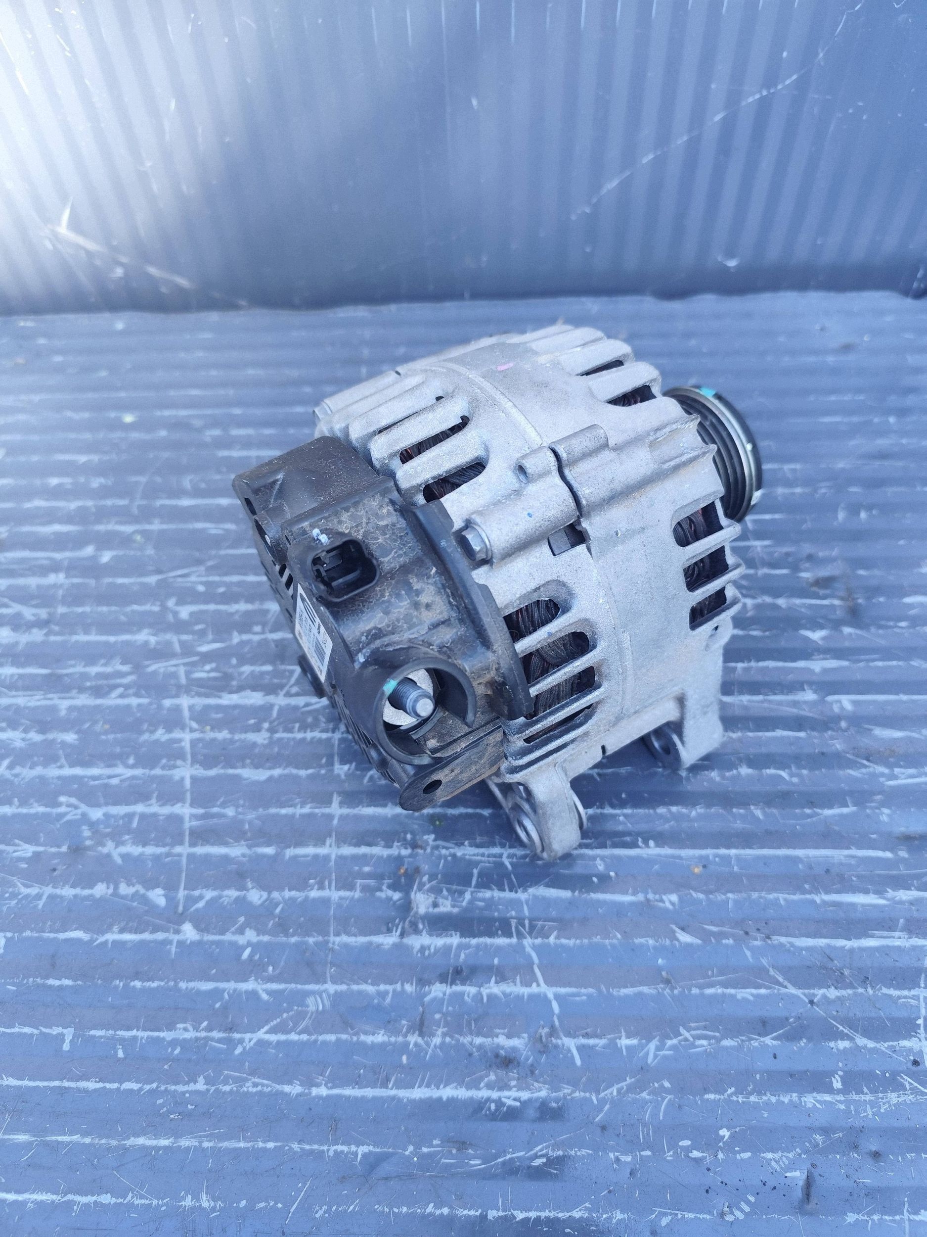 OPEL MOKKA II B alternator 9835689480