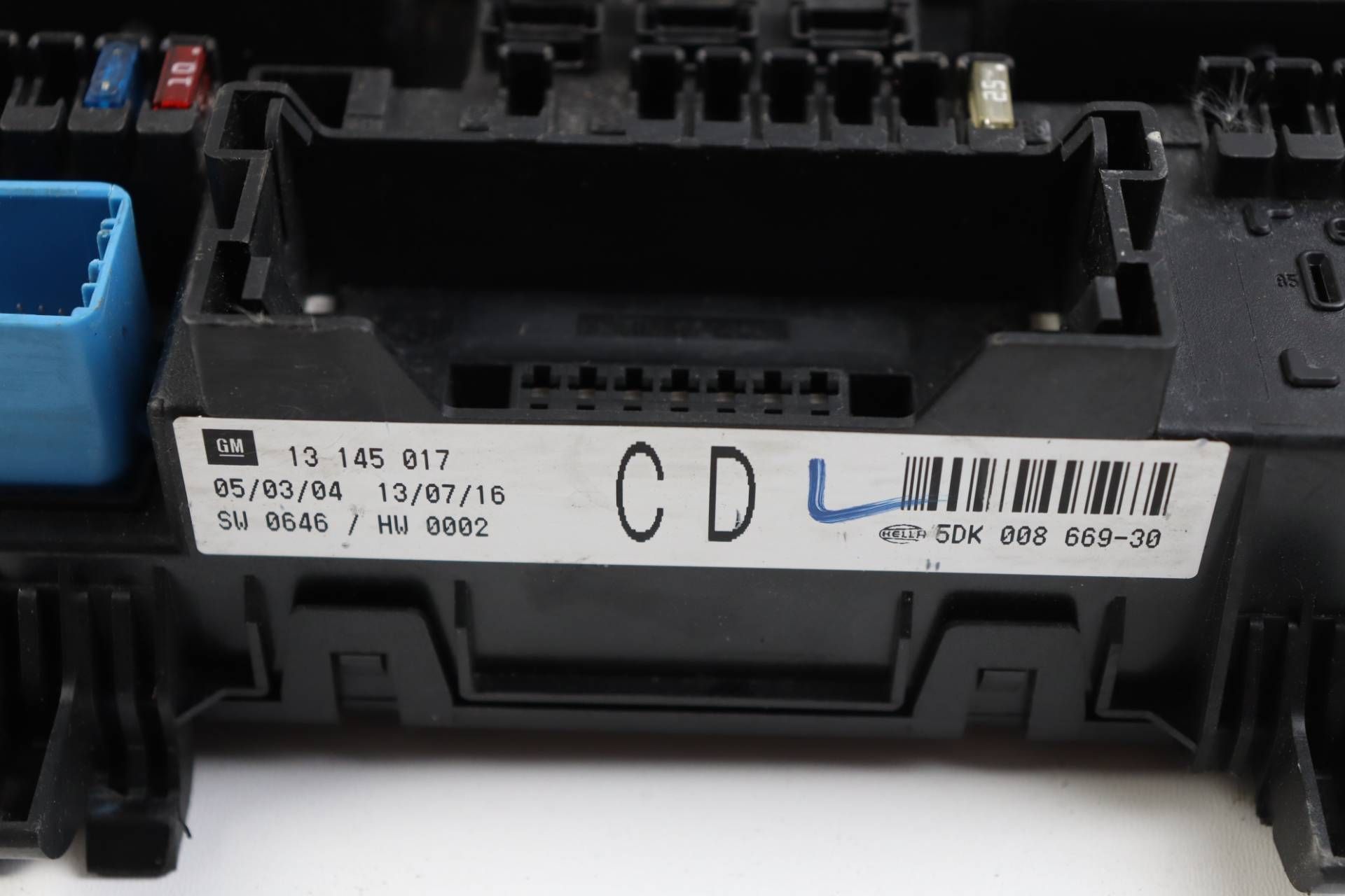 OPEL ASTRA H III ZAFIRA B Module Module fusibles 13145017