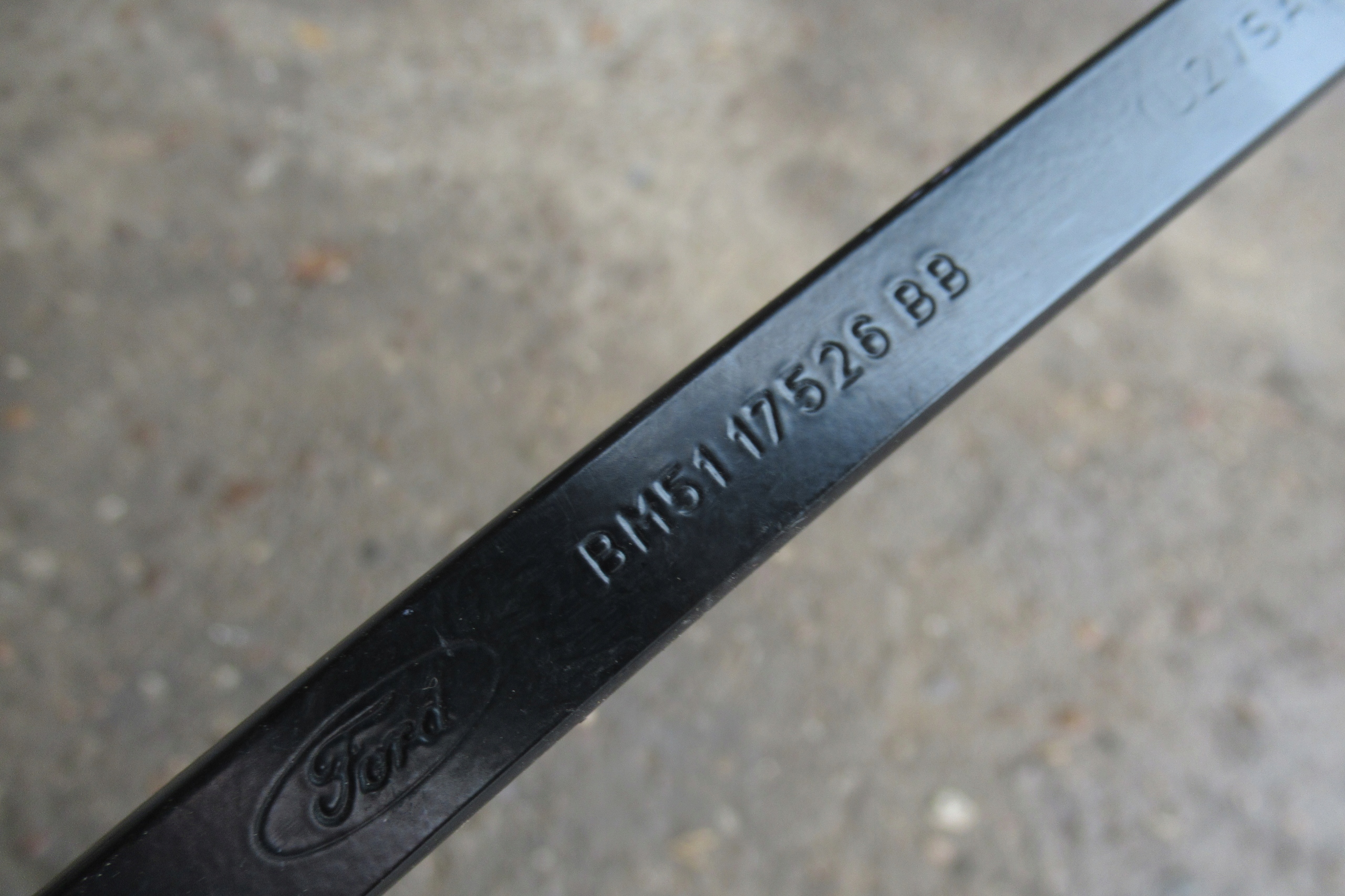 FORD FOCUS MK3 wiper arm right BM5117526BB