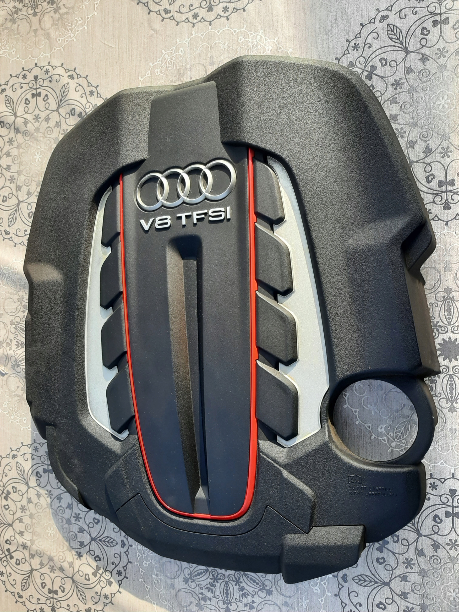 079103925S - S7 4g S6 капот кришка двигуна 4.0 TFSI S6 C7