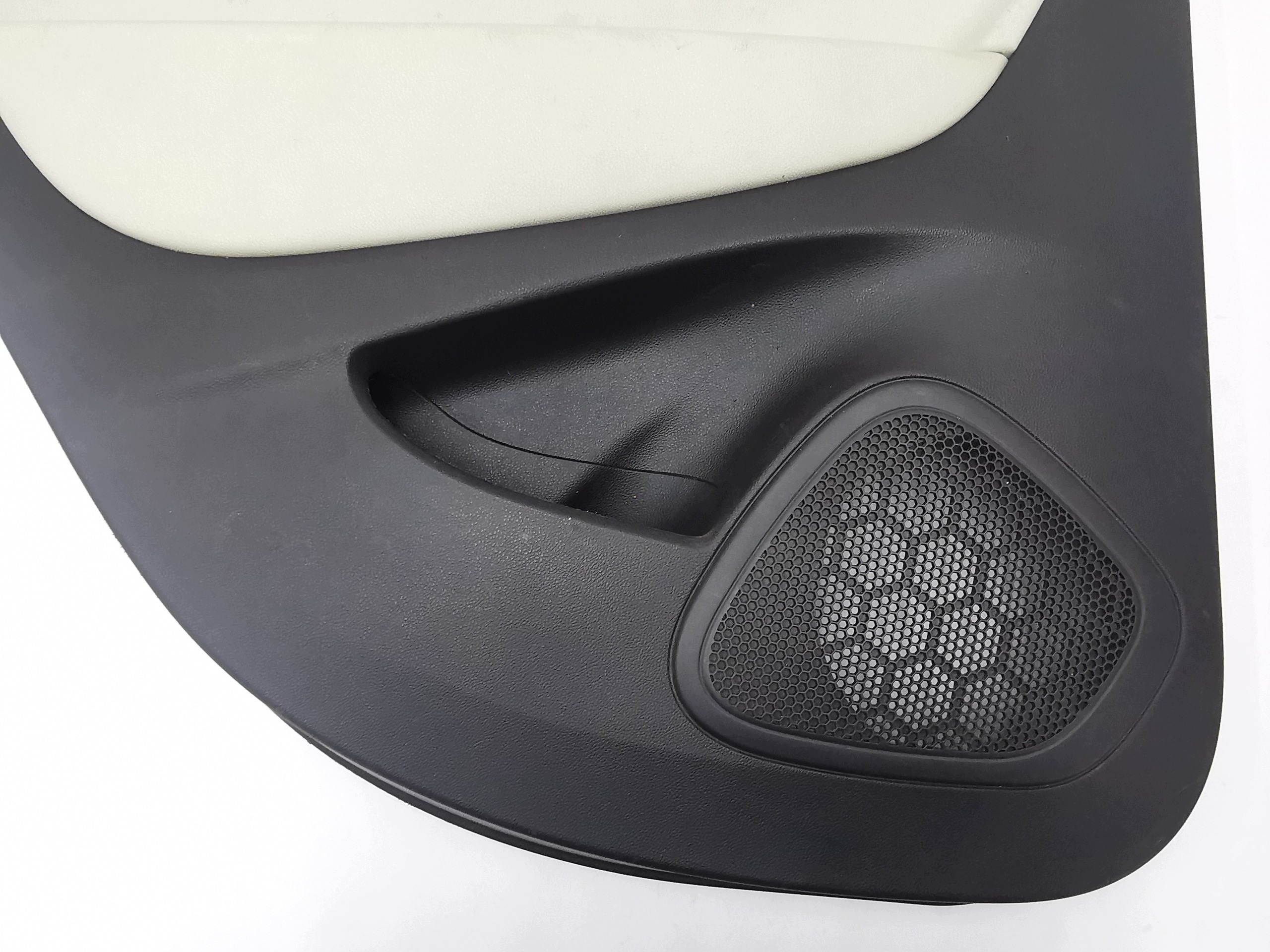 side door left rear part RENAULT CAPTUR and LIFT 829A10334R