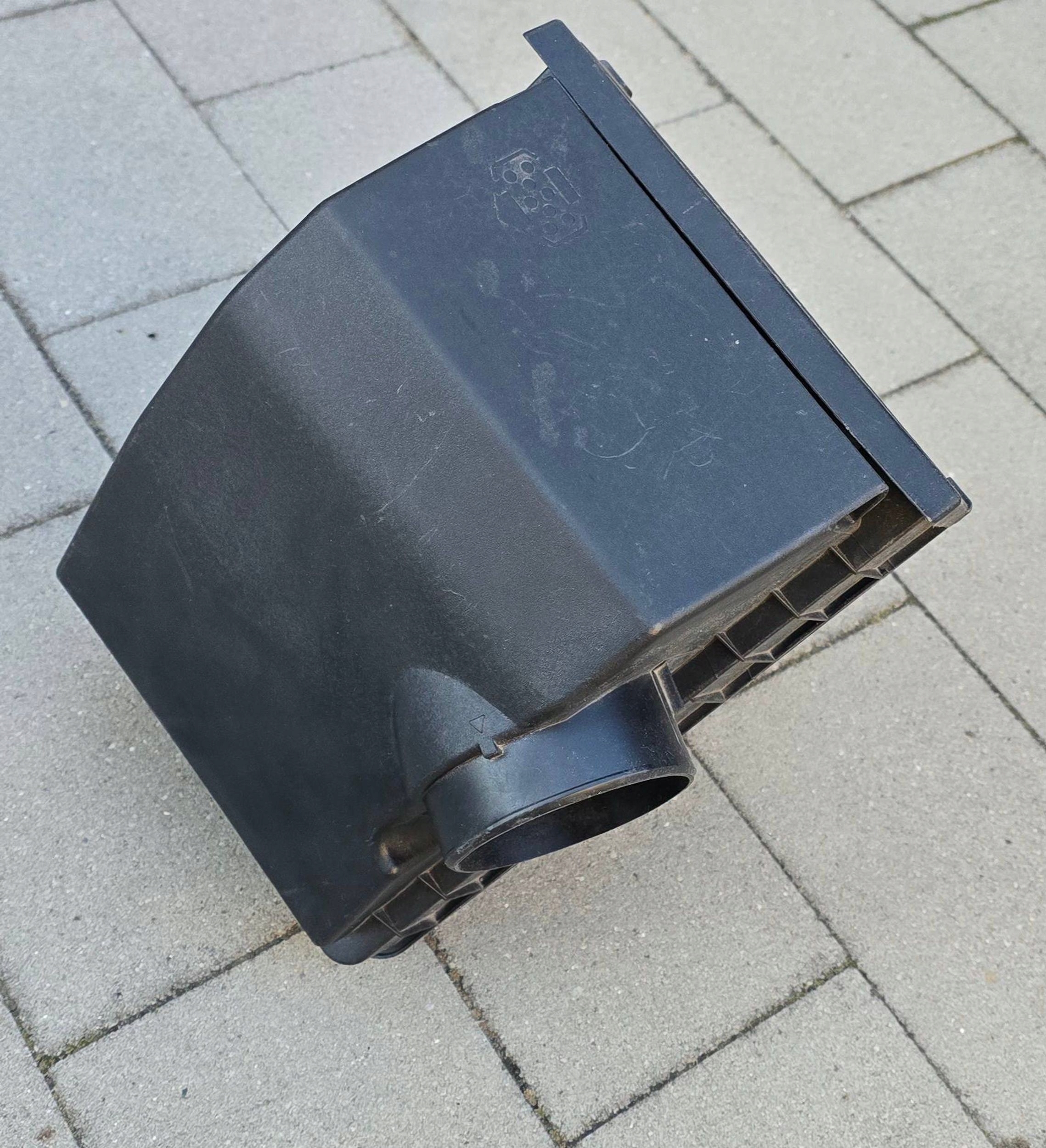 Gehäuse filter luft HYUNDAI TUCSON III 28112D3300