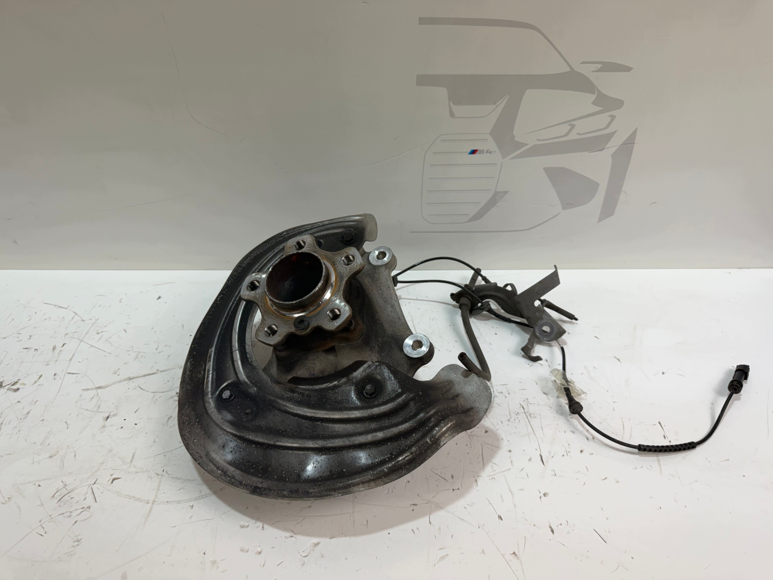 swing left front BMW 4 G26