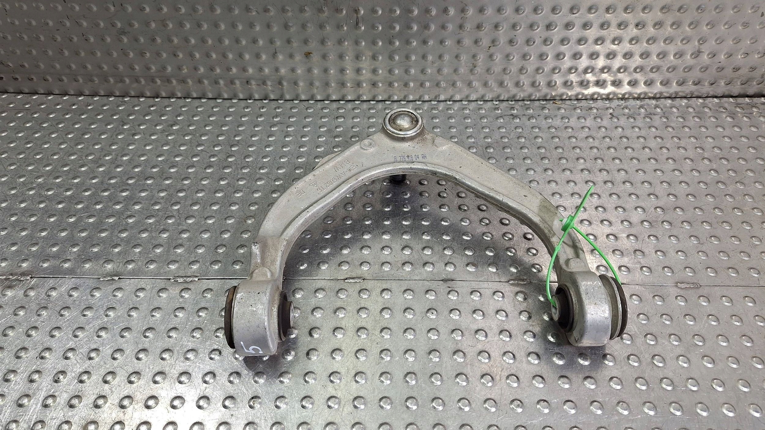 arm right front upper 6776418 BMW X5 E70 X6 E71 F15 F16
