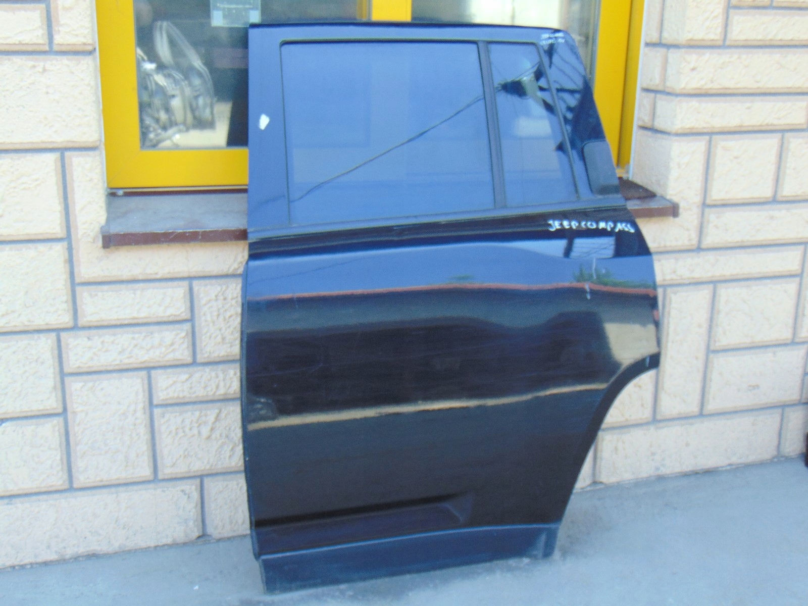 door left rear part rear. JEEP COMPASS LIFT