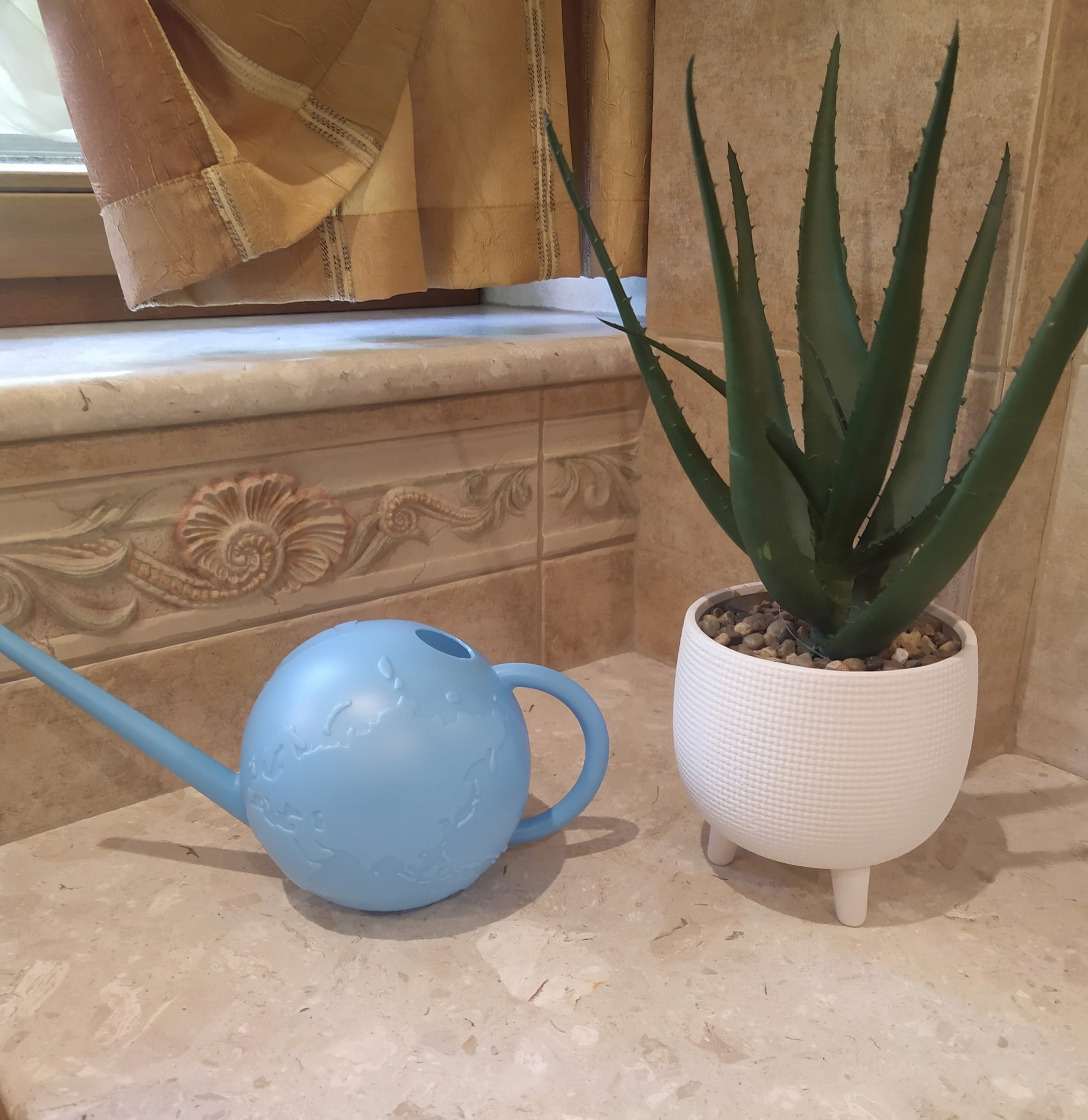 Konewka domowa ozdobna Niebieska Globus Producent Esschert Design