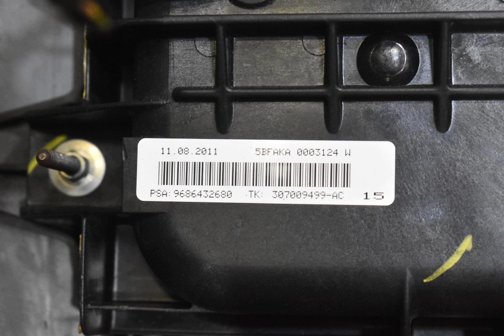 dashboard instrument panel console cockpit airbag EU CITROEN DS5 12-15