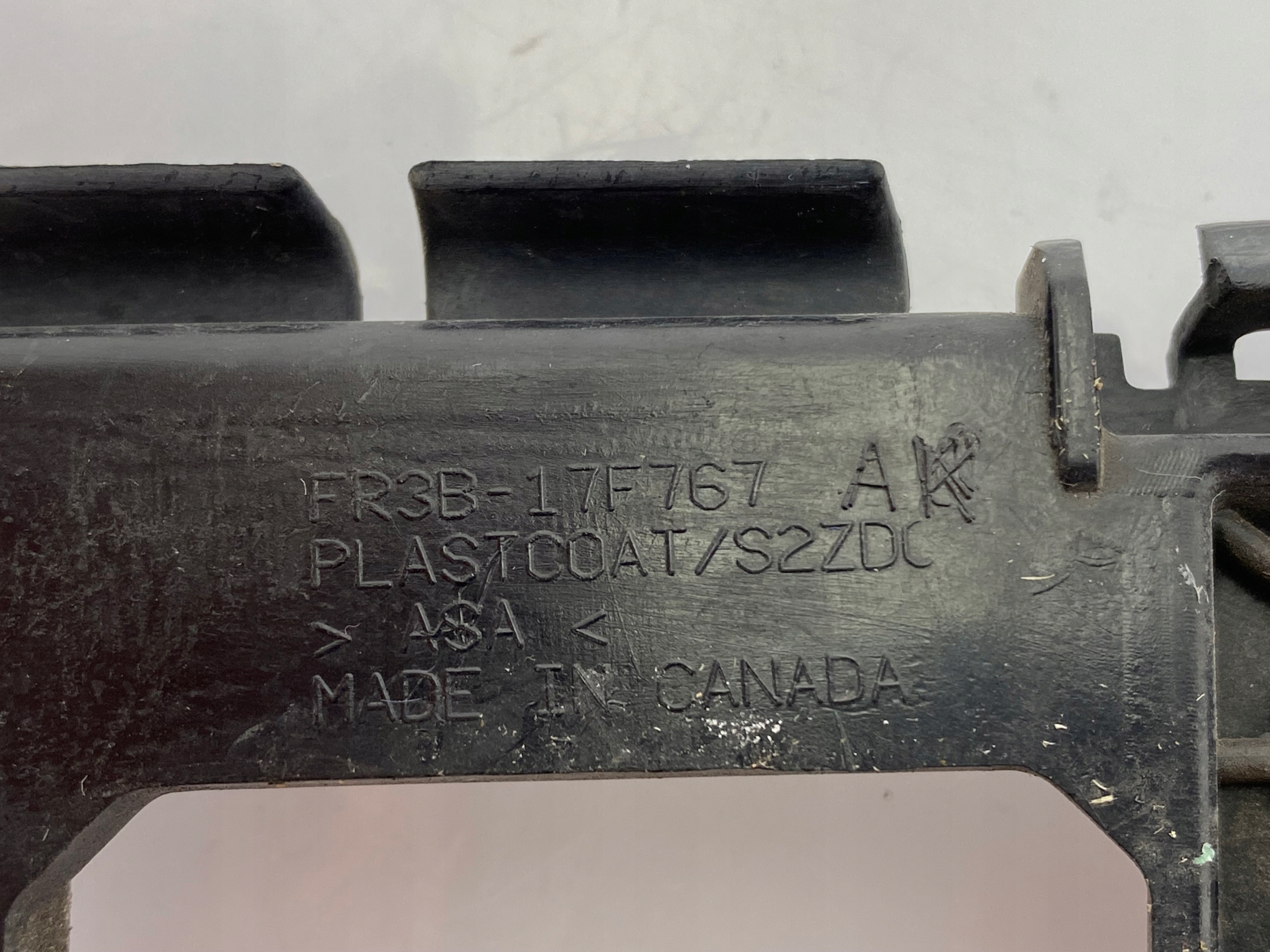 bumper bracket holder bracket Ford Mustang VI 15+ USA