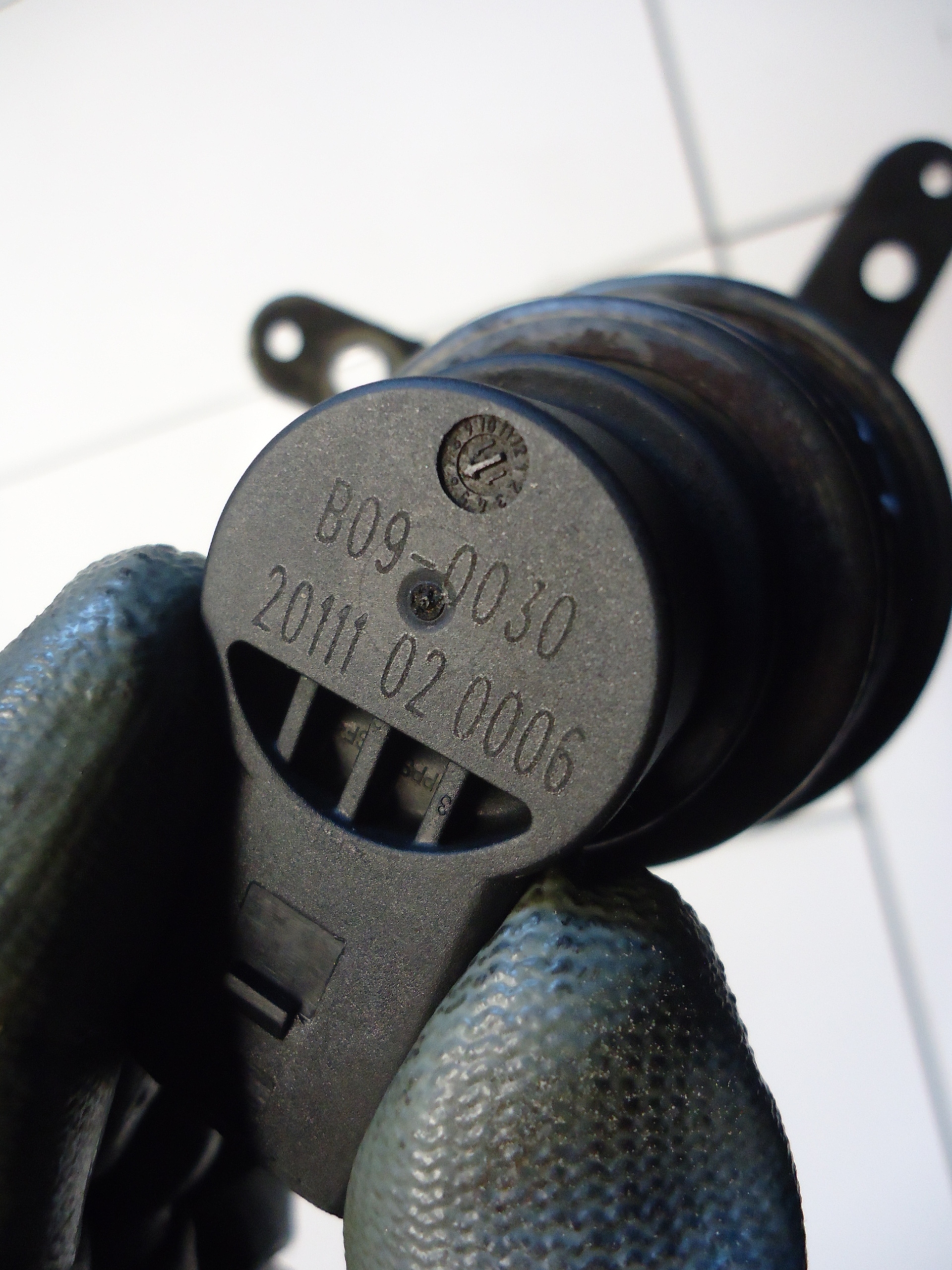 OPEL ANTARA 2.2CDTI Z22D1 regler Sensor turbo B09-0030