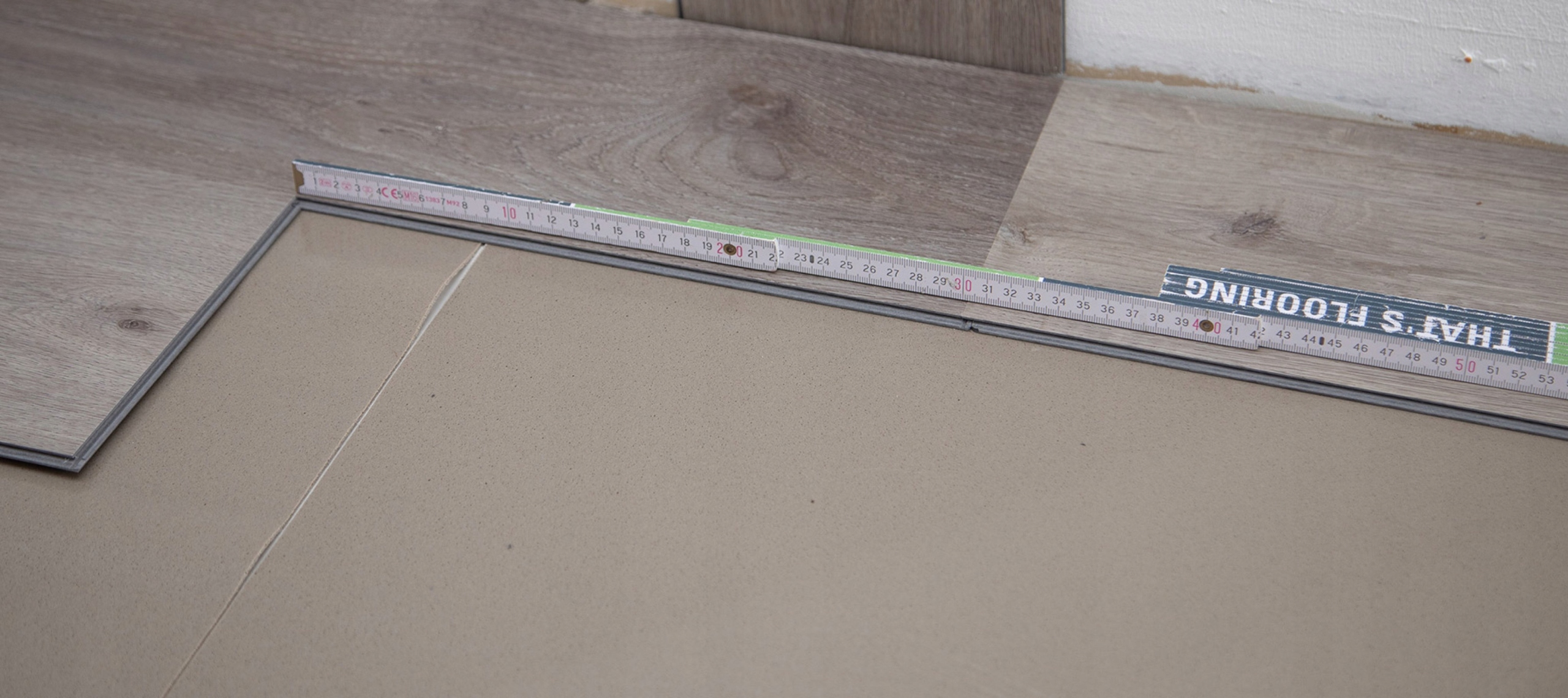 PODKŁAD PANELE WINYLOWE LVT silent RIGID WINEO Szerokość produktu 100 cm