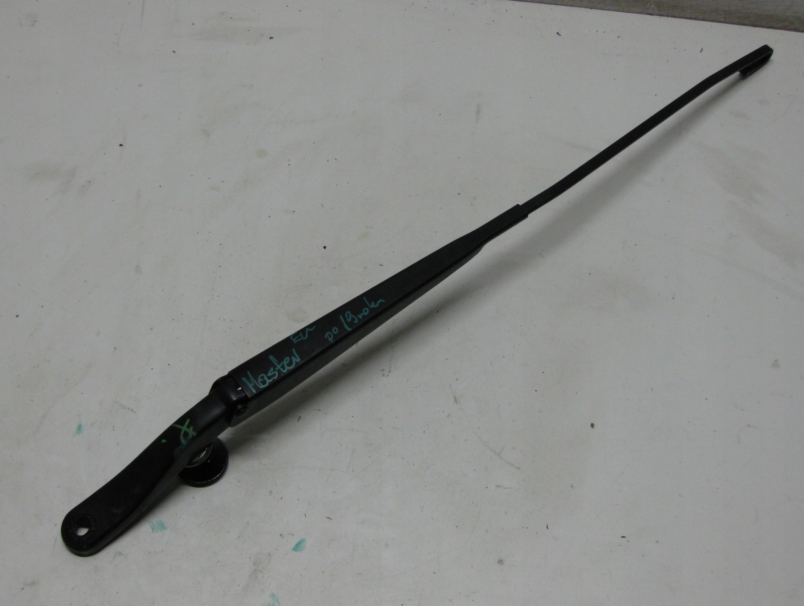 RENAULT MASTER III LIFT wiper arm right front front 8200734777