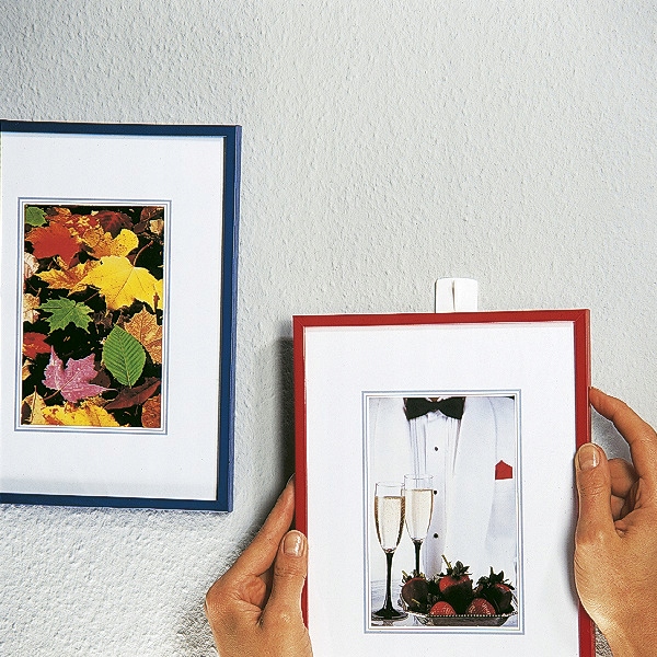 TESA POWERSTRIPS Haczyki samoprzylepne do ramek zdjęć obrazów 1kg 8szt. Marka Tesa