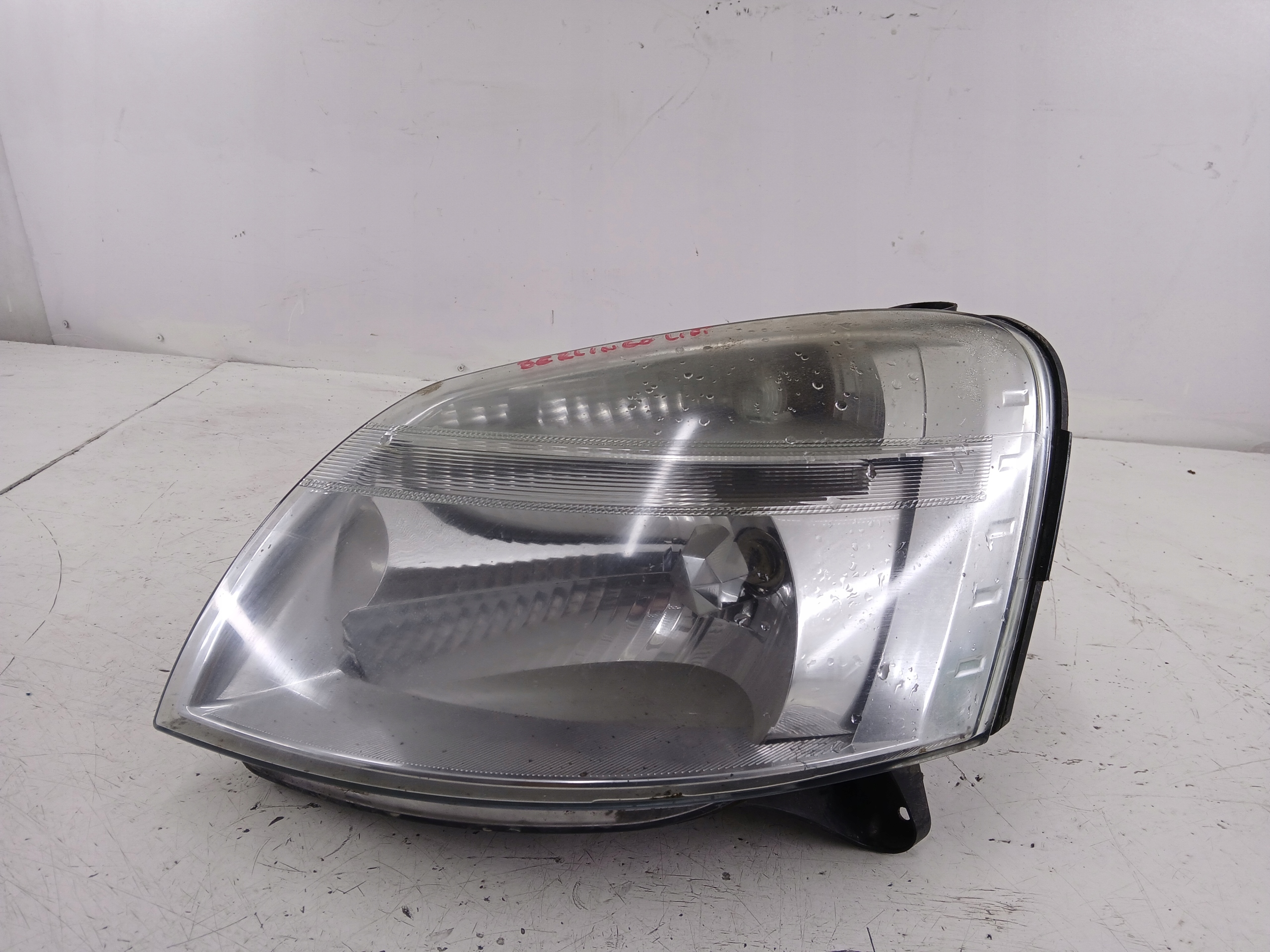 CITROEN BERLINGO and LIFT light left front