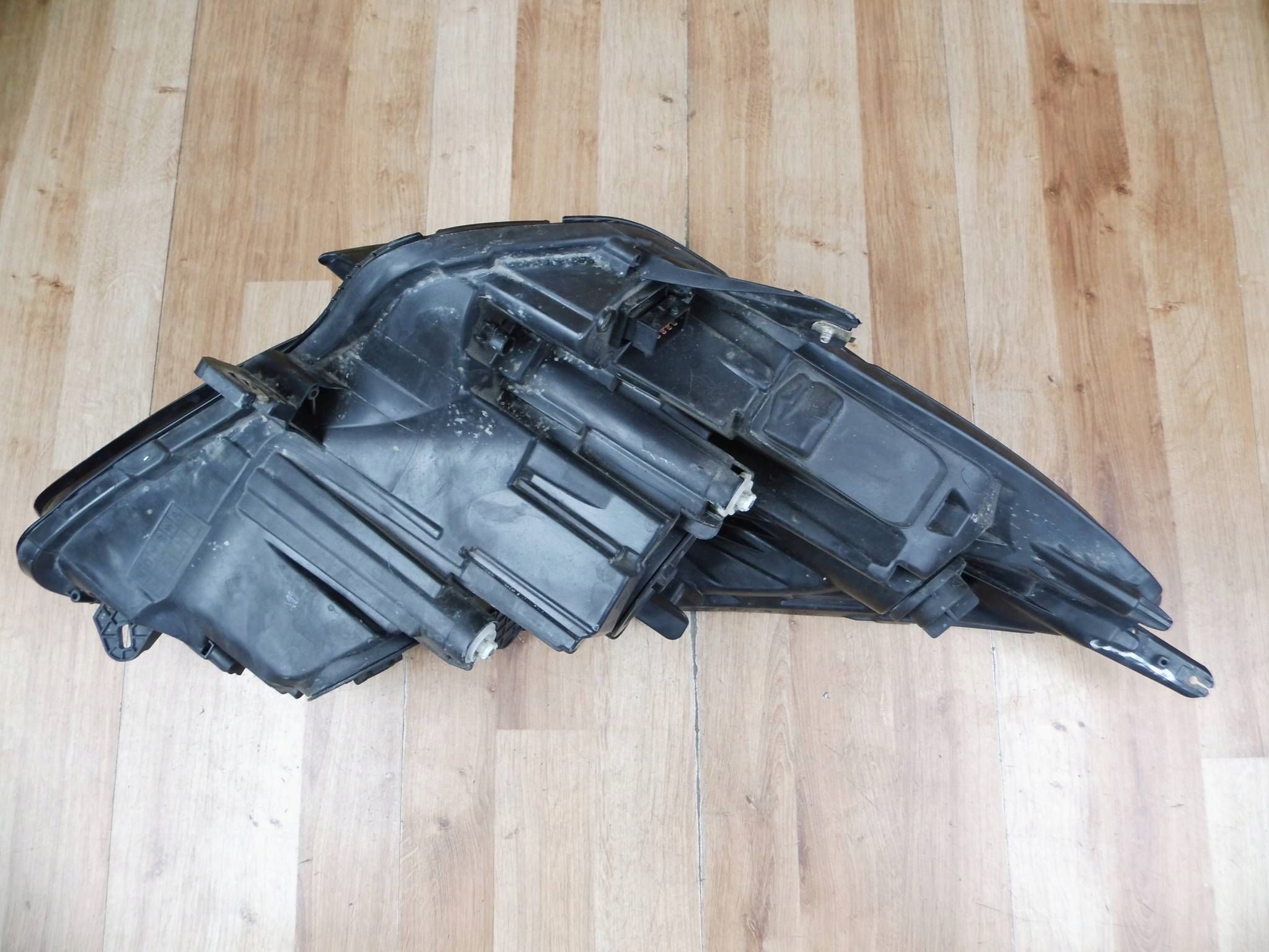 Opel Corsa E 2015-2019 light left front front left 13381335