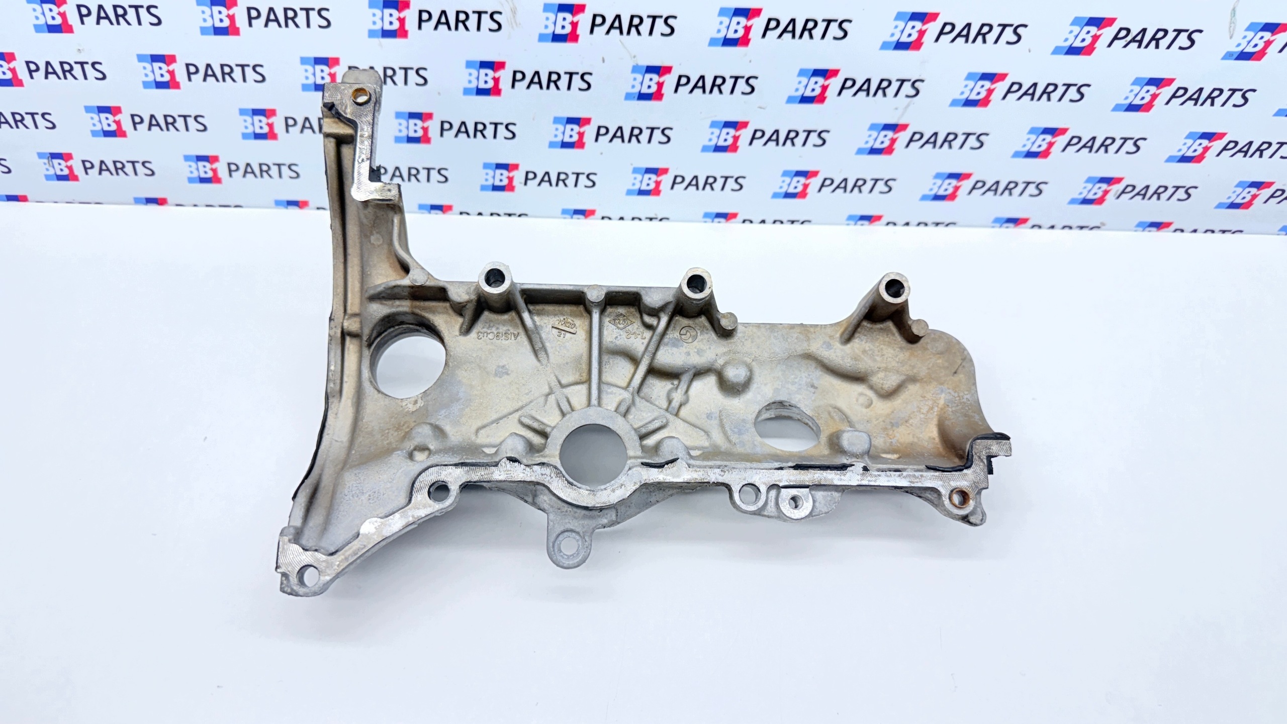 MERCEDES W118 W177 W247 Abdeckung der Ventile A2820104102
