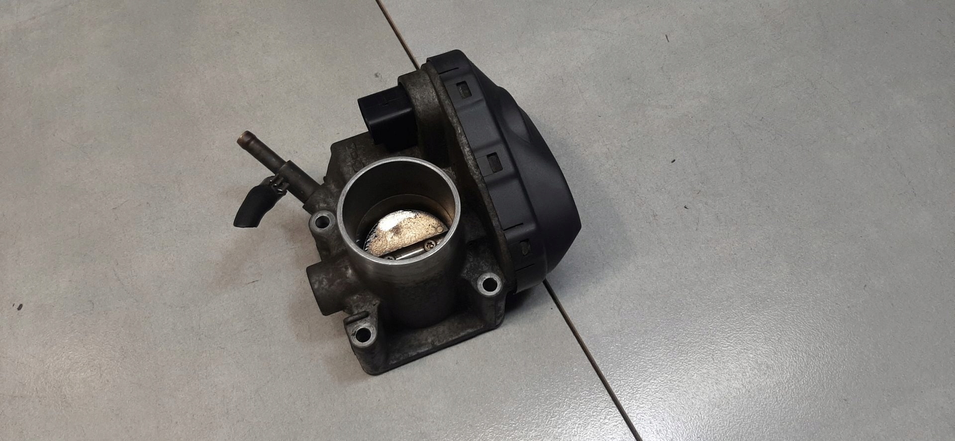 throttle flap FABIA and 1.3 047133062