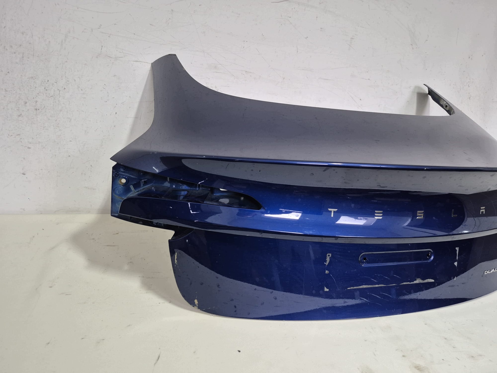 TESLA 3 HIGHLAND 23- trunk door boot rear part rear