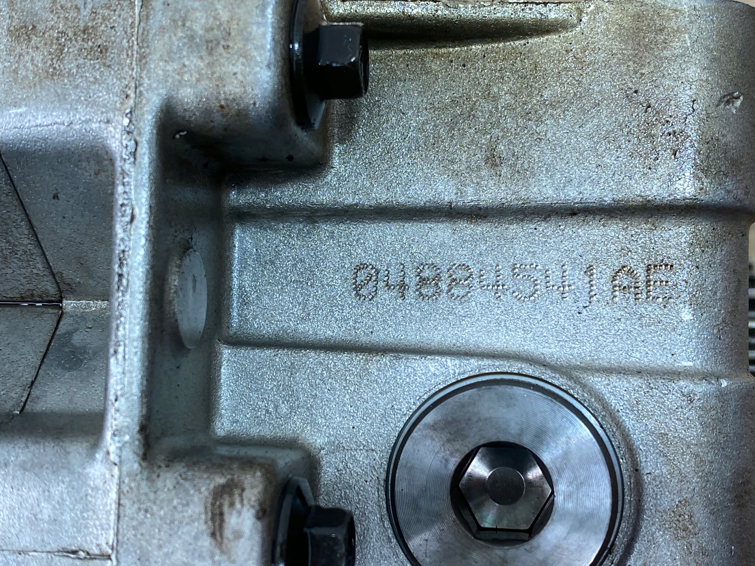 DODGE CALIBER 06- 1.8 2.0 2.4 ölpumpe 04884541AE OE