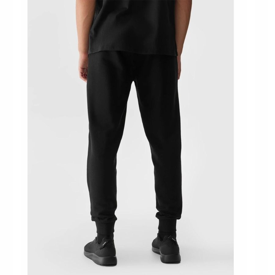 SPODNIE MĘSKIE 4F DRESOWE SPORTOWE JOGGERY DRESY NA CO DZIEŃ Model 4F