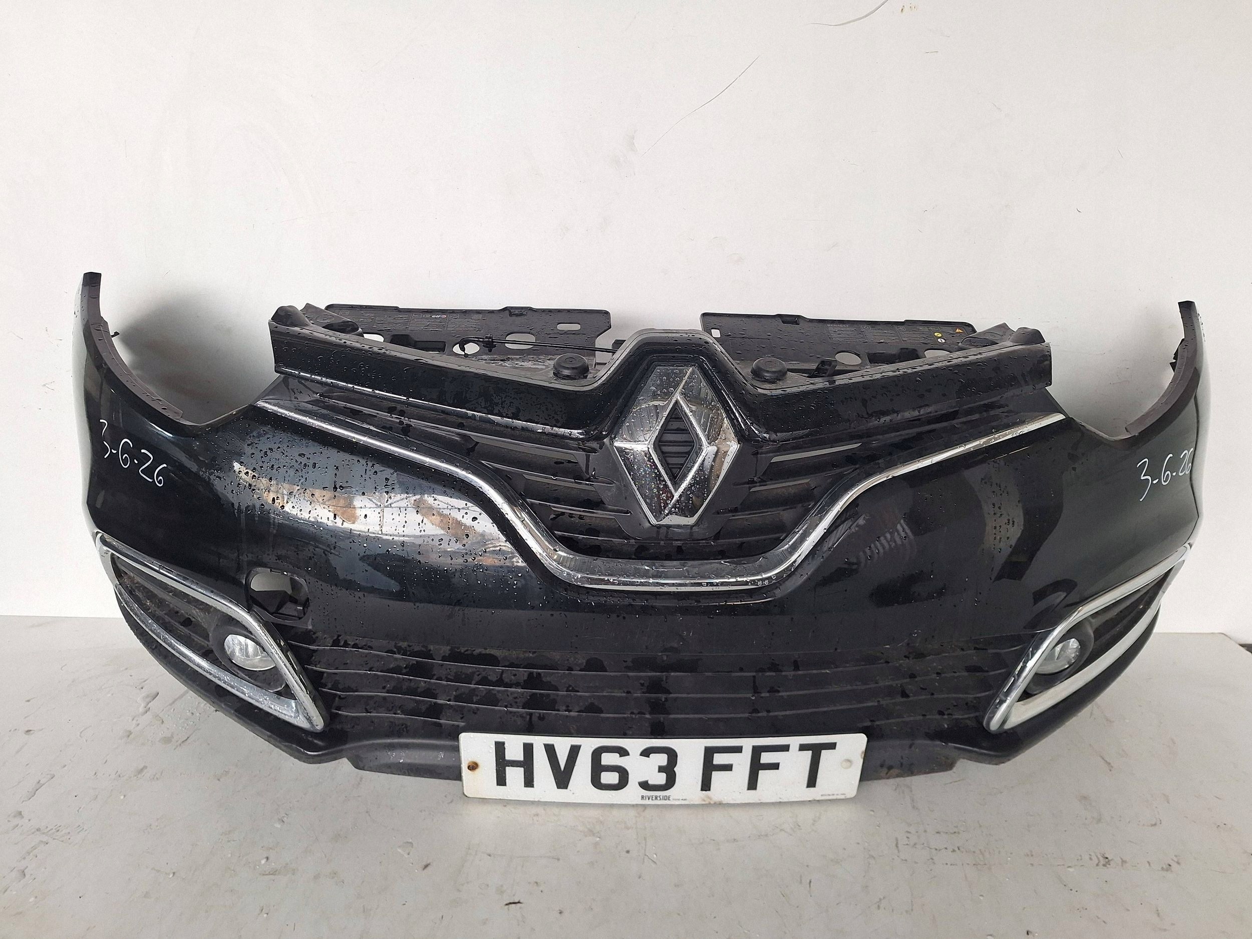 RENAULT CAPTUR et 13-17 Pare choc + LED