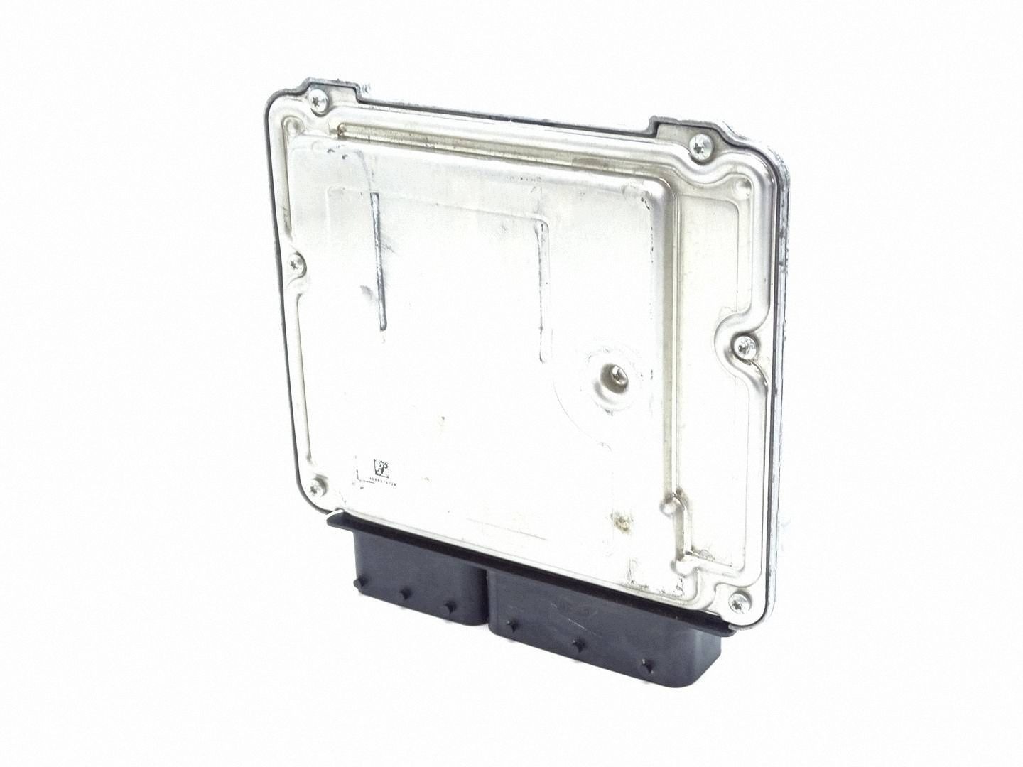 control unit computer of the engine ECU BMW X1 F48 2.0D B47 8598759