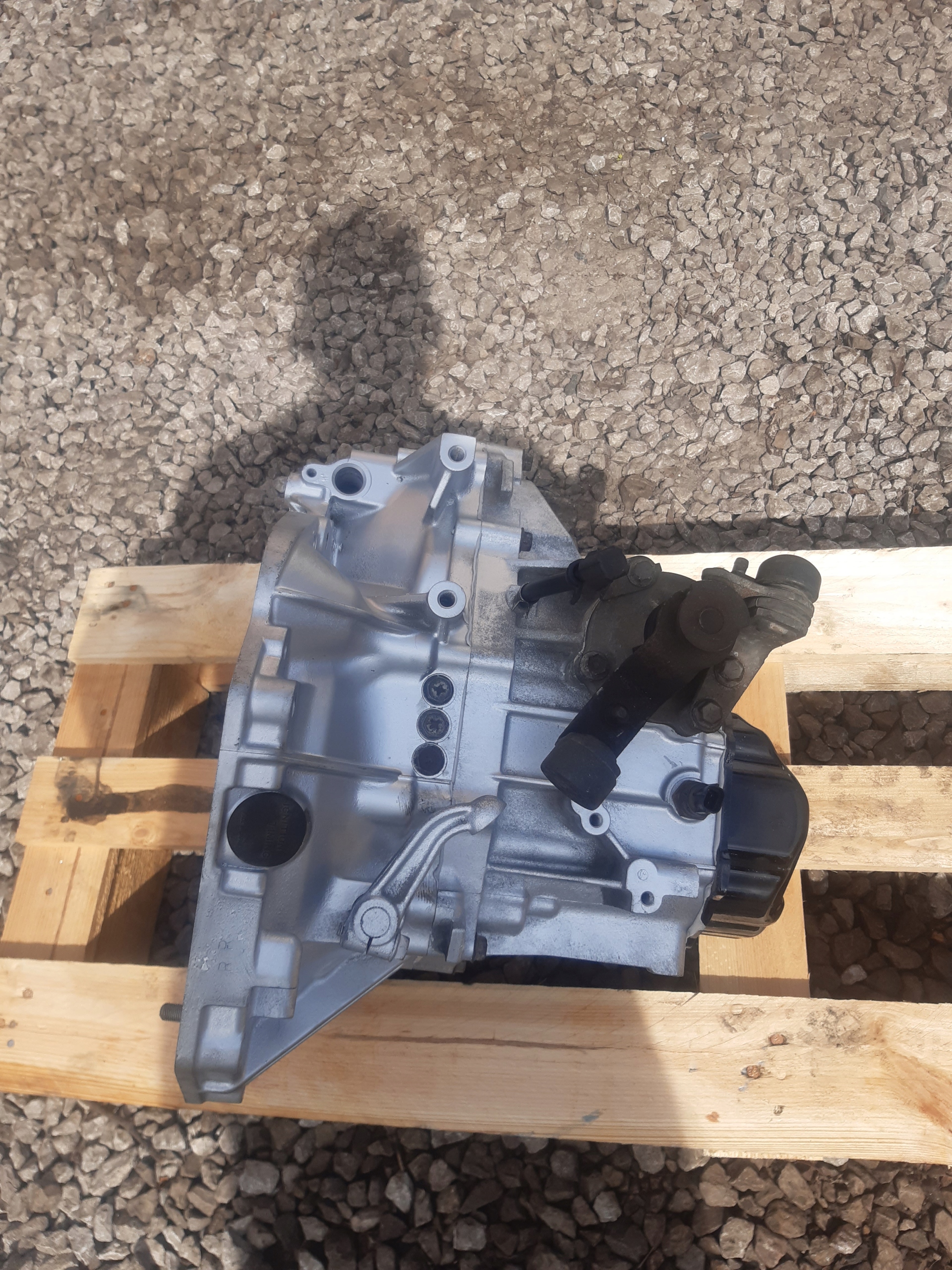 SUZUKI СВИФТ 1.3x4 КОРОБКА BIEGOW 1 ГОД ГОМОН