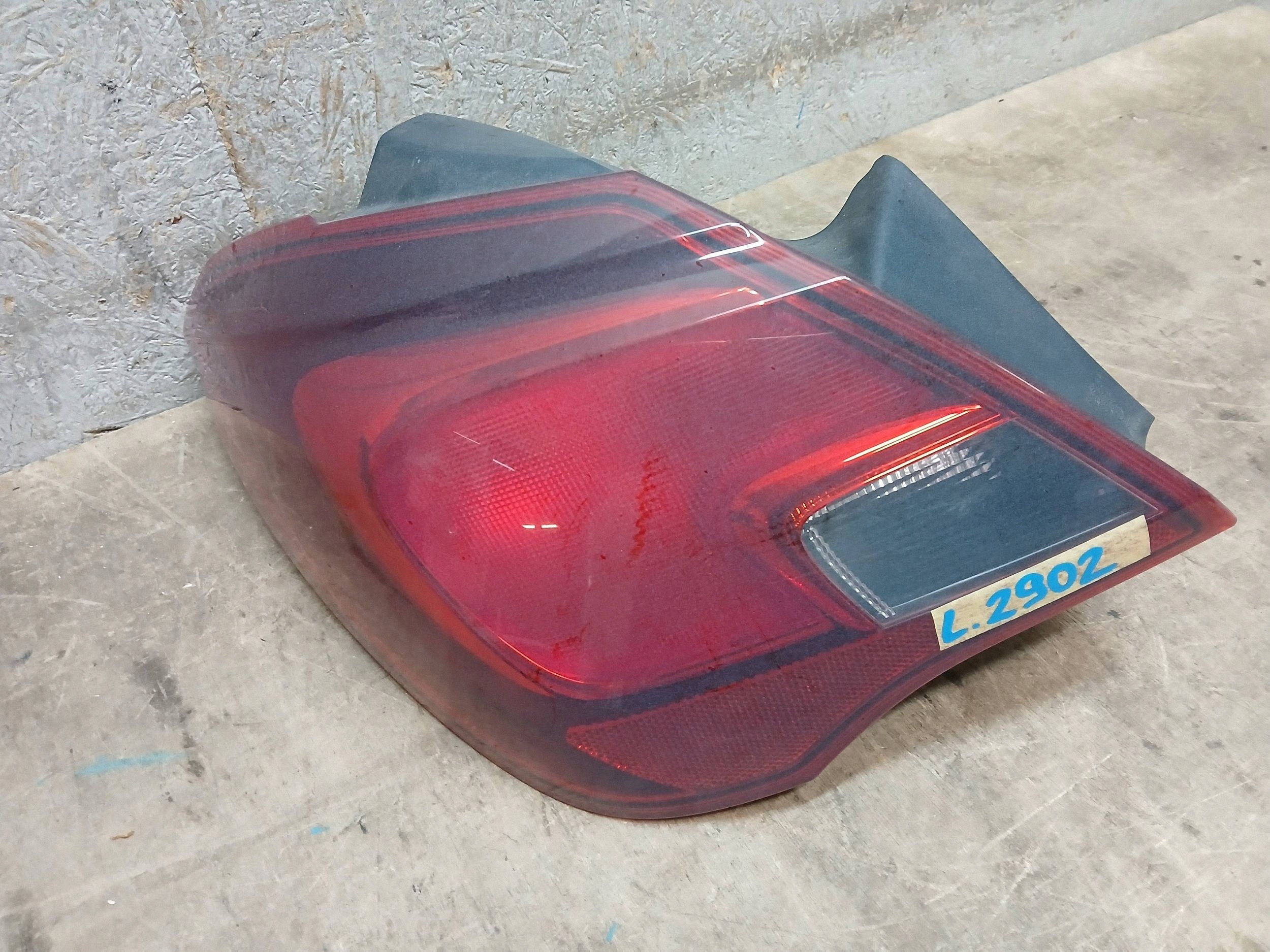 light rear part right OPEL CORSA E 3D 39068622