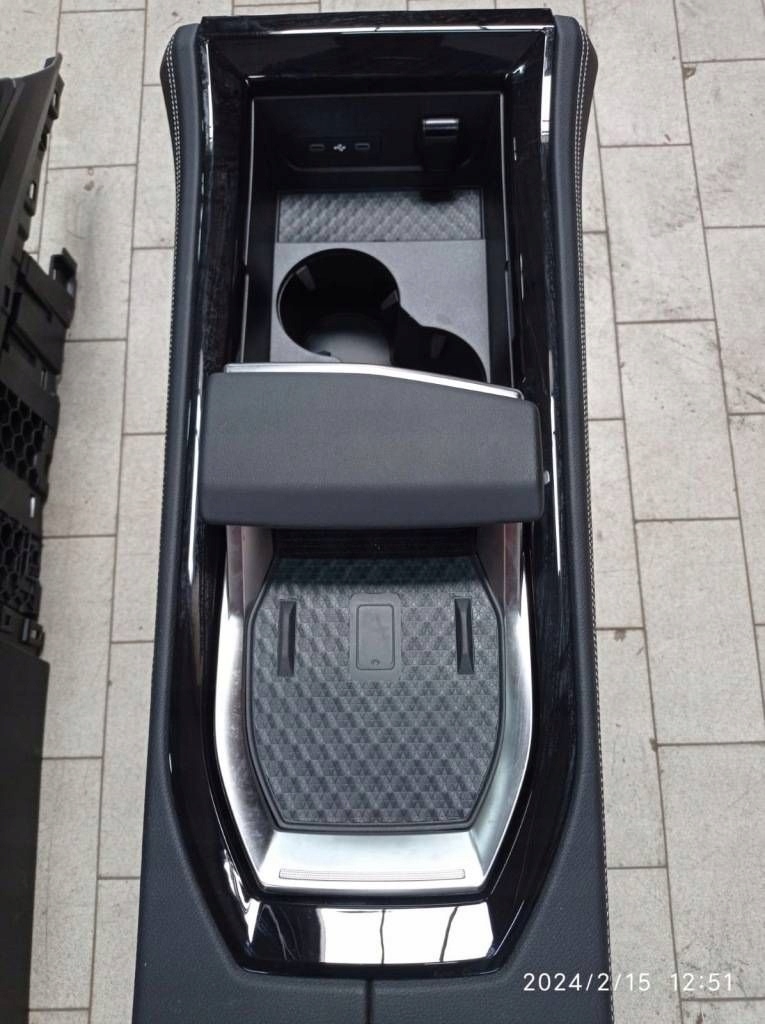 armrest TUNEL central passenger compartment RENAULT AUSTRAL