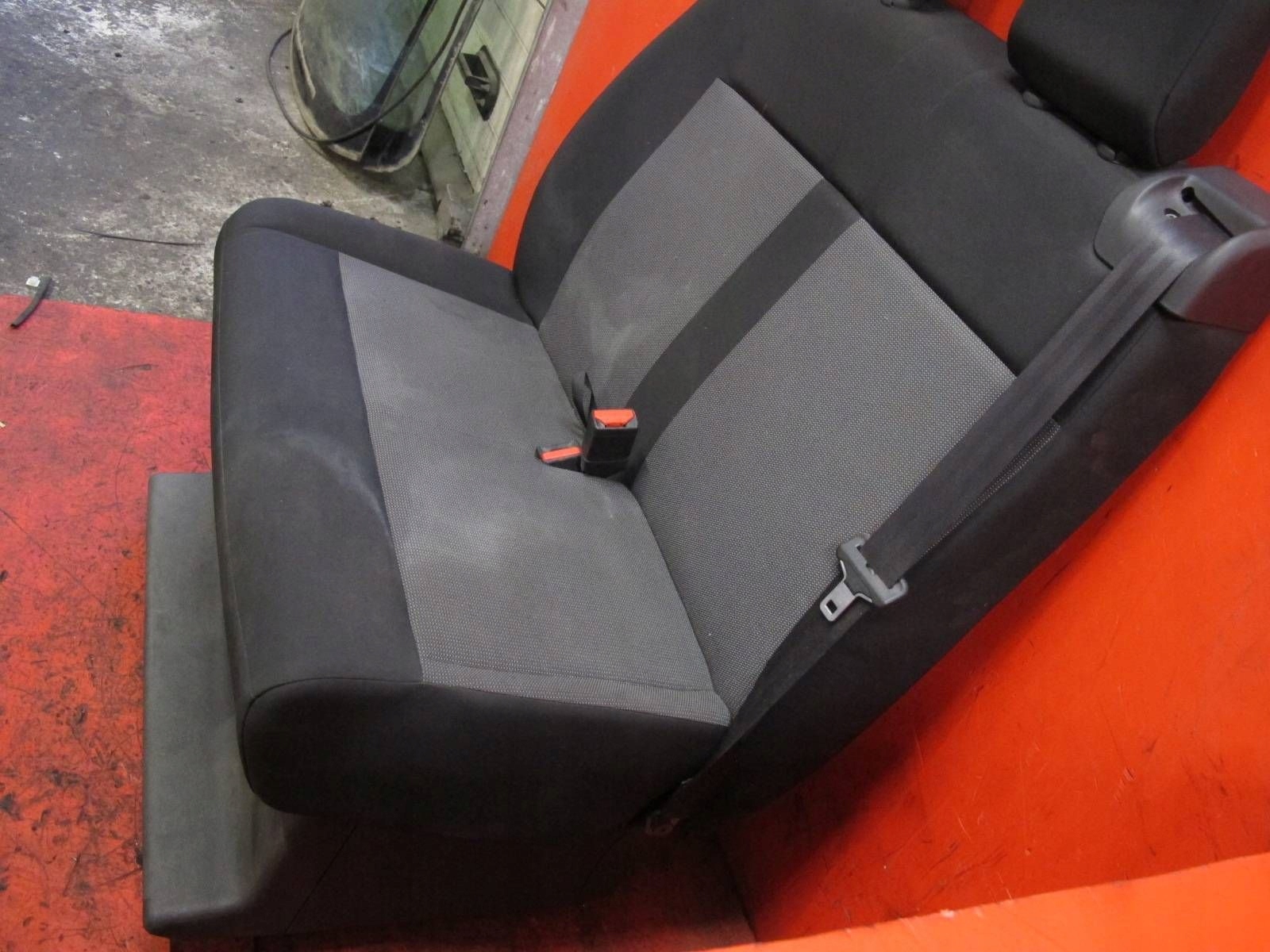 VIVARO C JUMPY SCUDO EXPERT III PROACE II Sitz Sitze EU