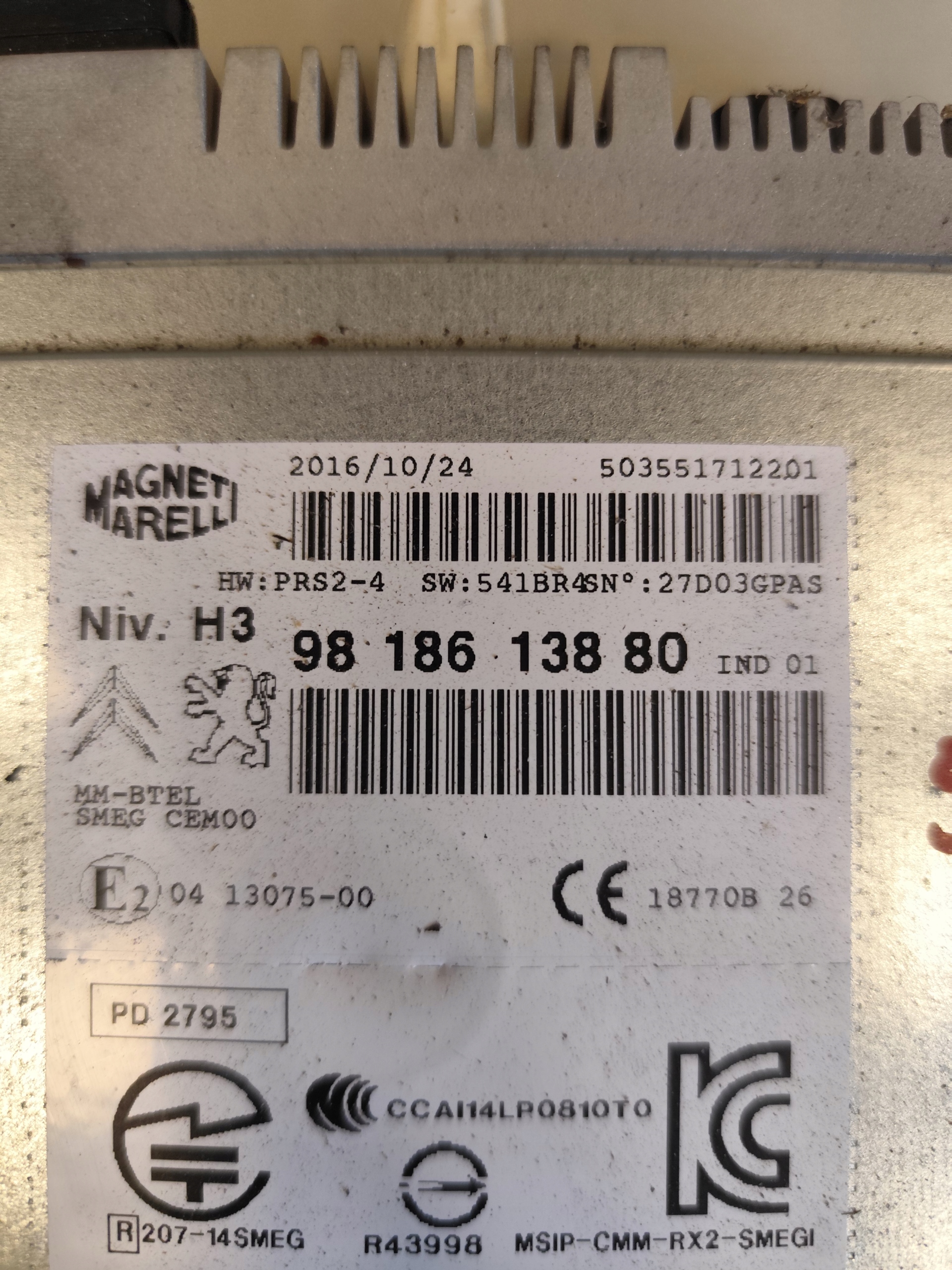 PEUGEOT 508 and LIFT RADIO navigation