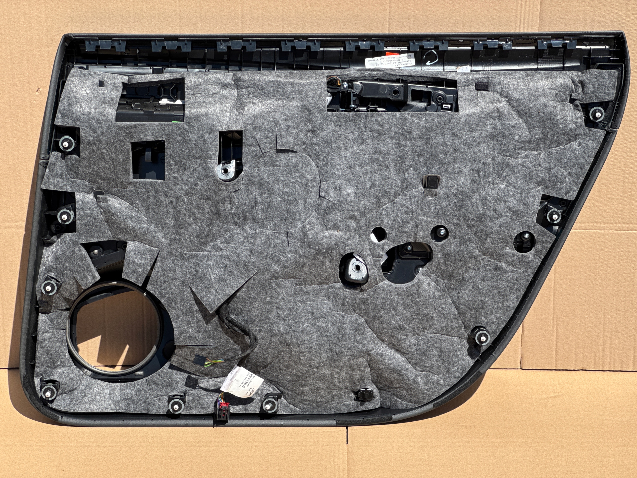Audi A8 D4 side left upholstery left rear part rear alcantara 4H4868067 EU