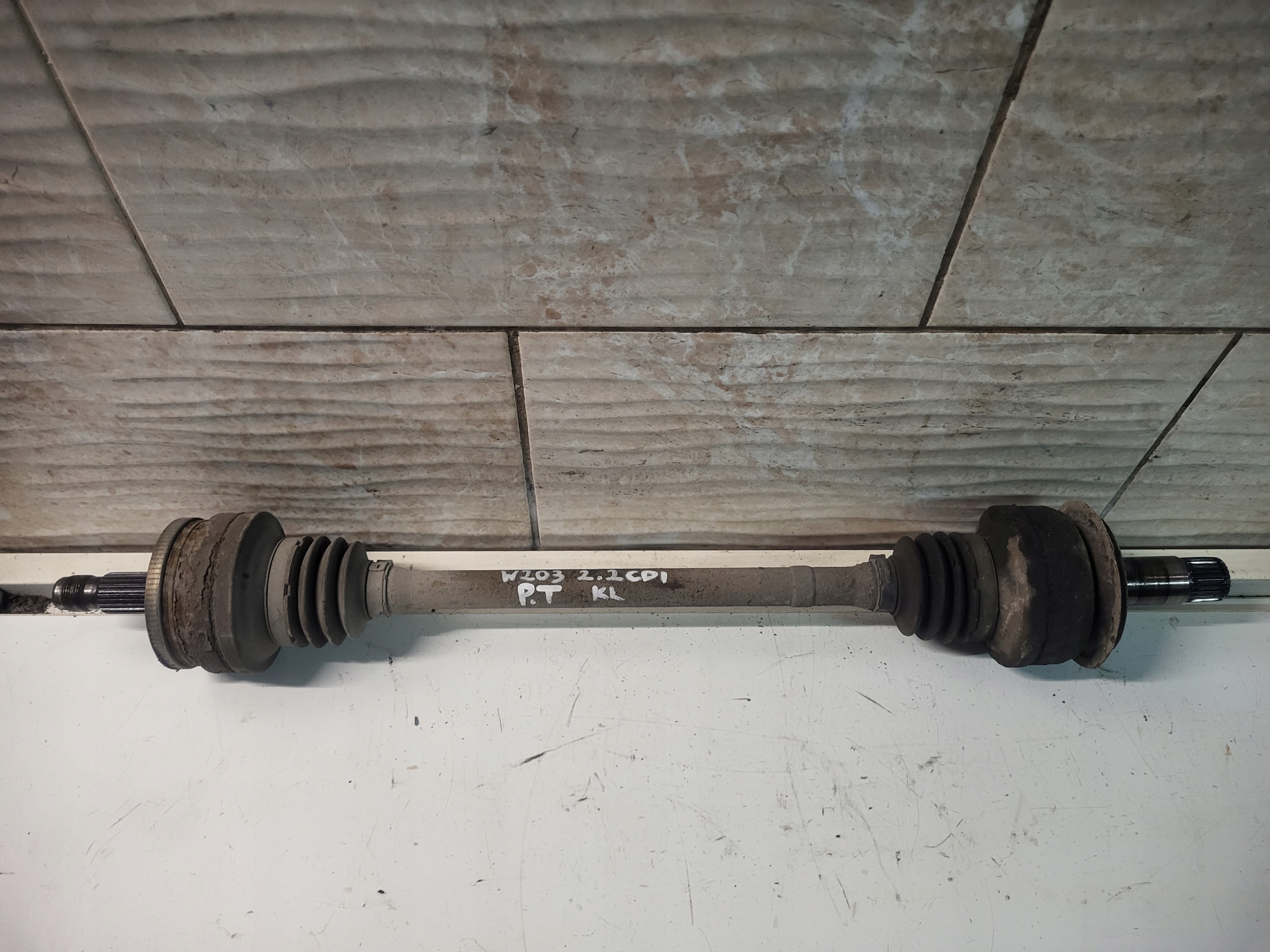 semi-axis right rear part MERCEDES W203 2.2 CDI