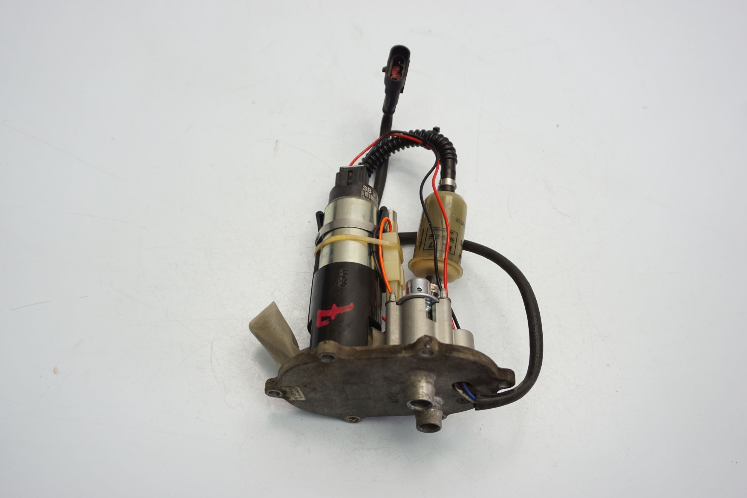 975672914426096 - DUCATI HYPERMOTARD 796 10-13 ТОПЛИВНЫЙ НАСОС