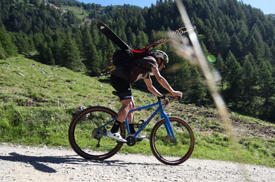 Widelec karbonowy MTB/Gravel COLUMBUS Adventure Model Adventure