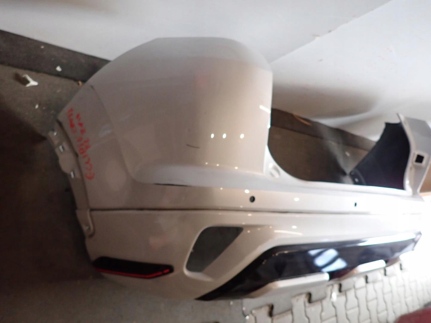 lökhárító far hátsó MITSUBISHI ECLIPSE CROSS LIFT 2021