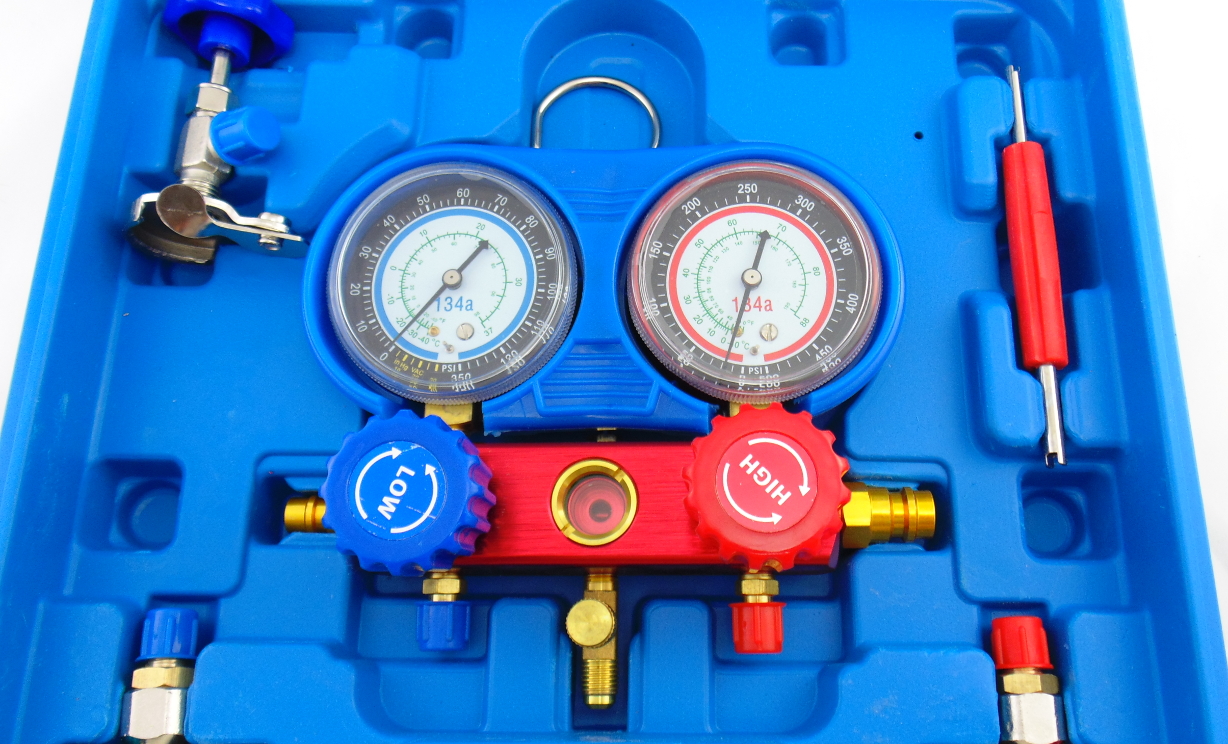 MIERNIK TESTER KLIMATYZACJI R134 MANOMETRY KLIMY Weight with packaging 3 kg