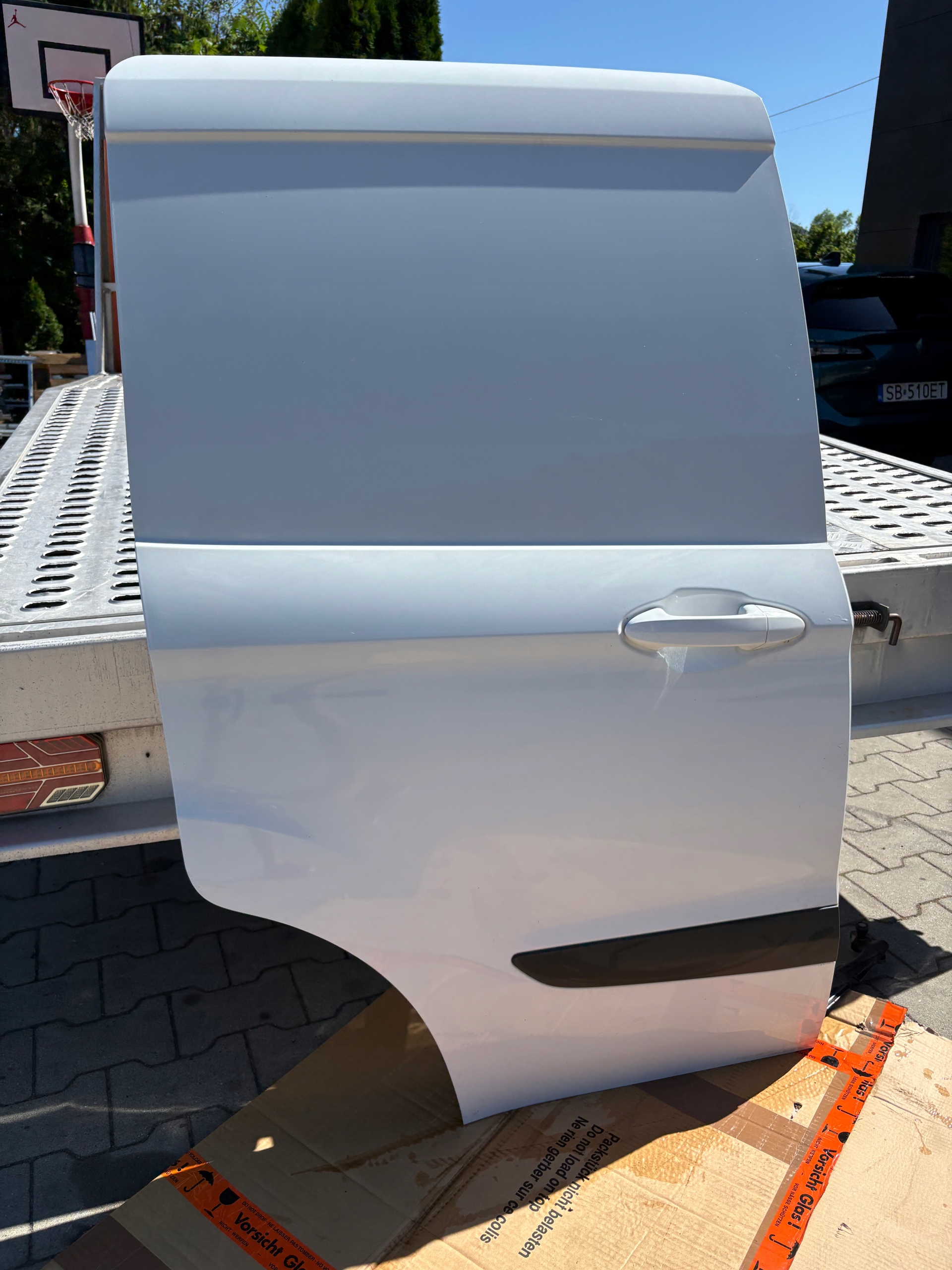FORD TRANSIT COURIER Tür PRZESUWNE rechts KPL 16r EU