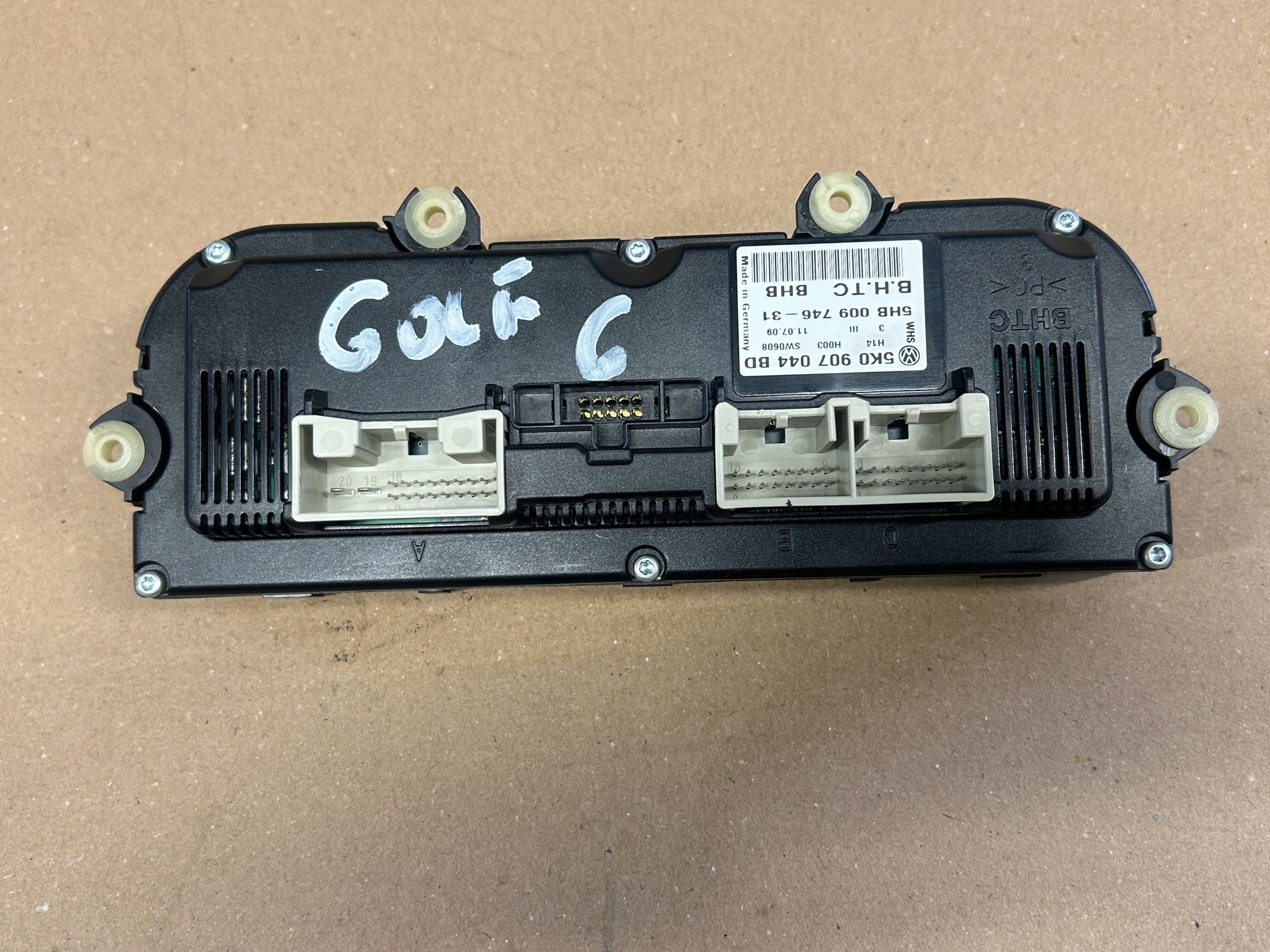 VW GOLF VI 1,6 control panel KLIMATTYZACJA 5K0907044CB