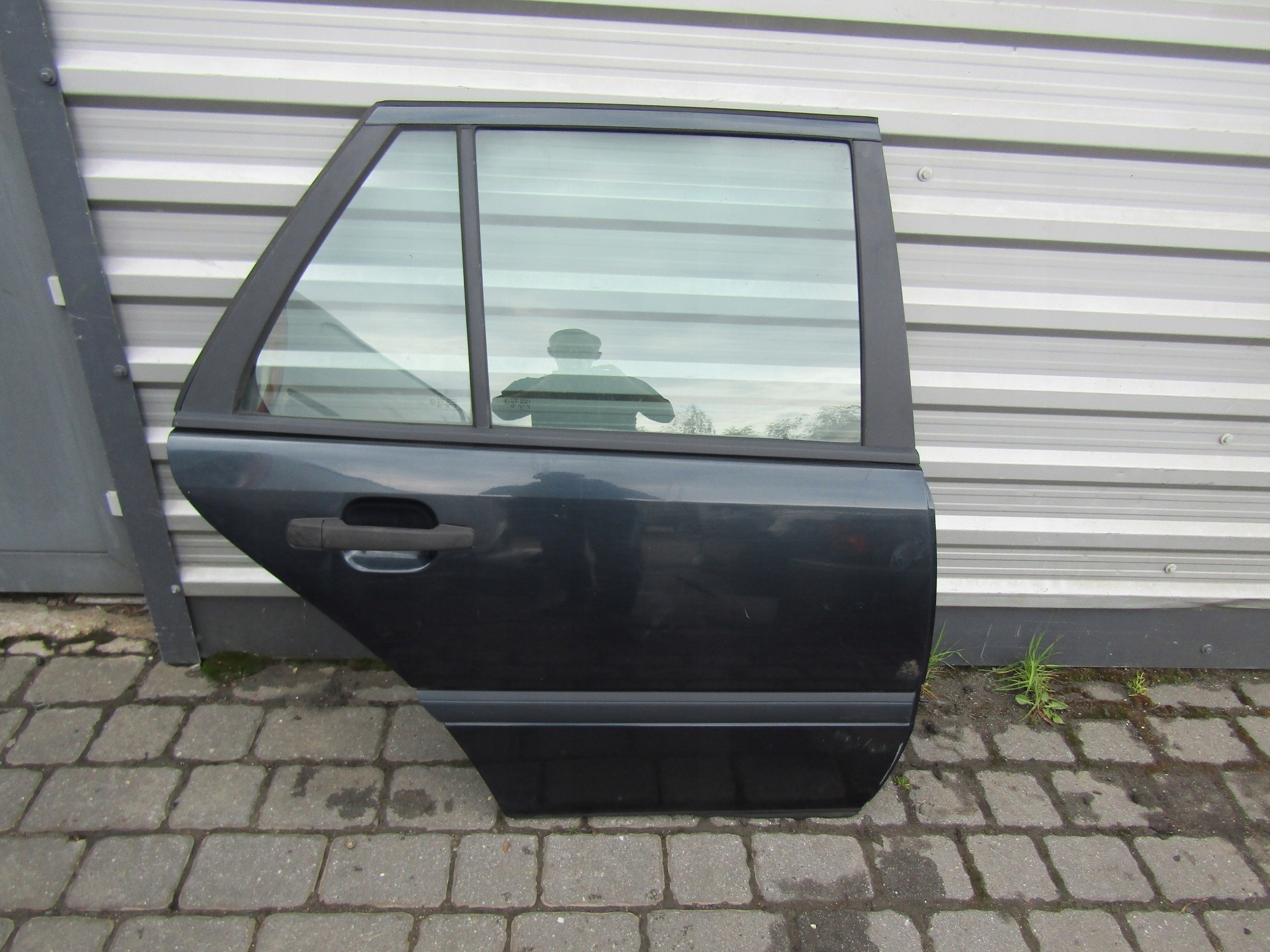 (5 MERCEDES W202 KOMBI DRZWI PRAWE TYLNE LACK 189