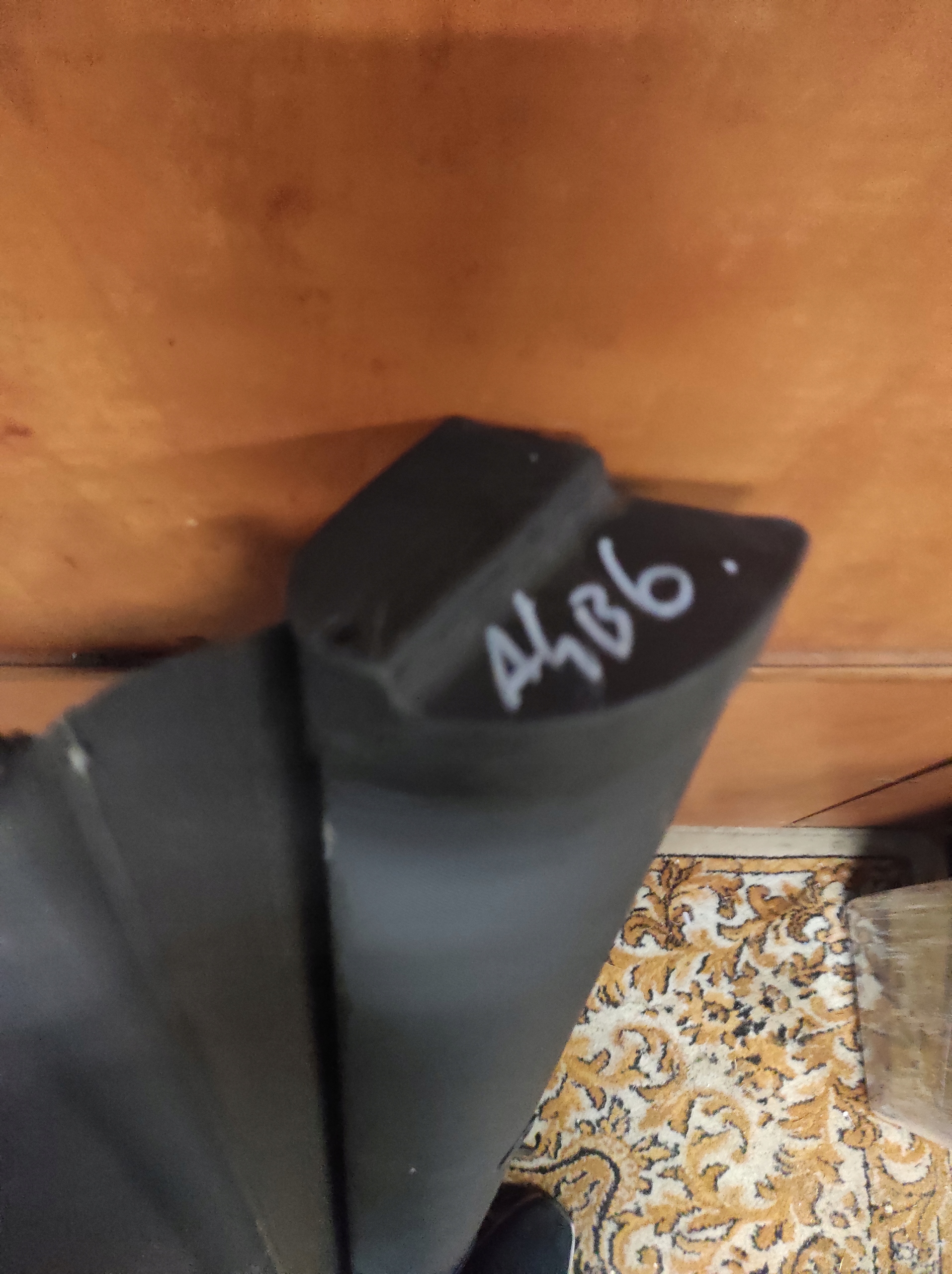 Audi A4 B6 kombi blinds boot