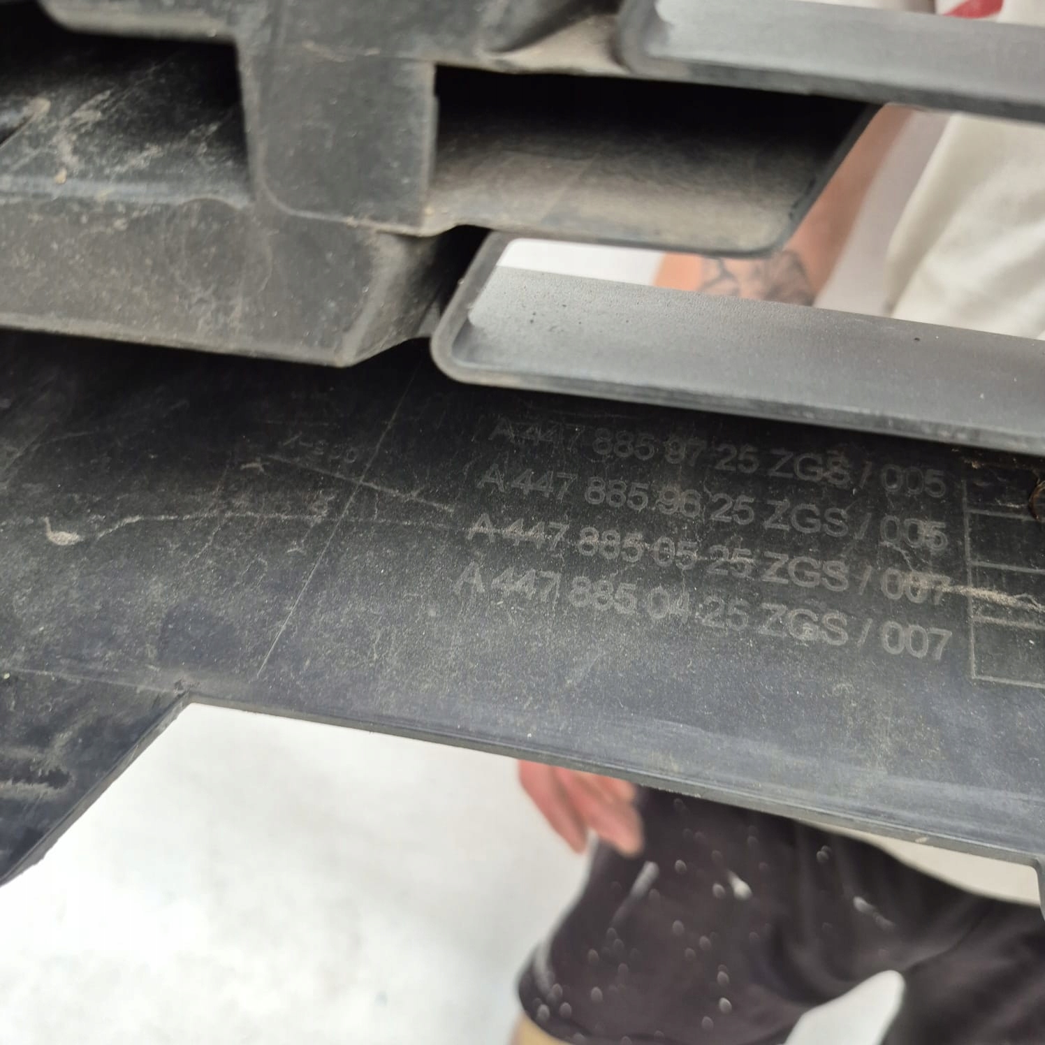 MERCEDES VITO III 3 W447 14-24 bumper front front PDC