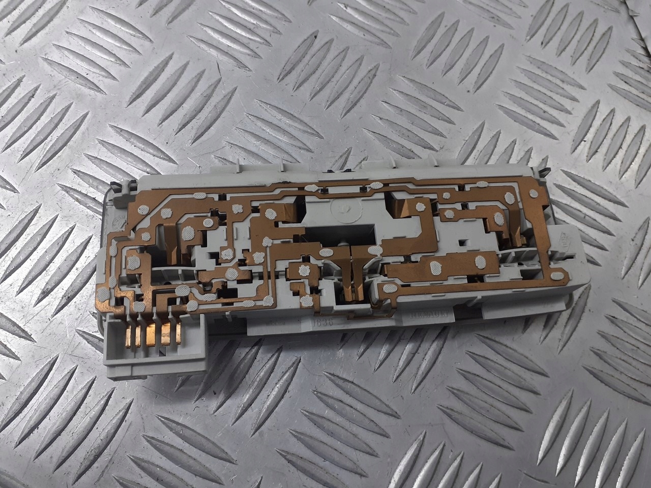 Освещение Кузова renault LAGUNA II