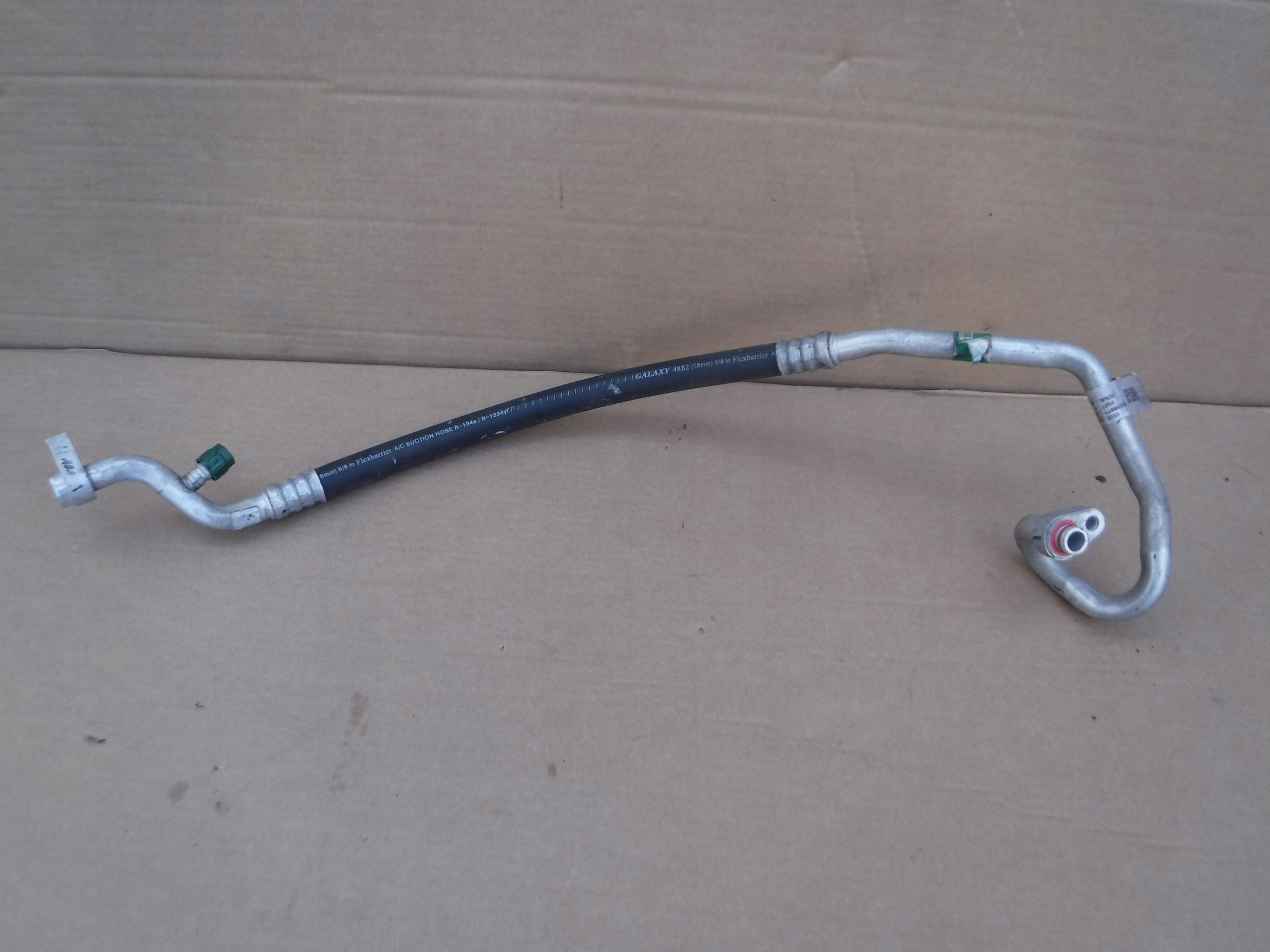 ТРУБКА КОНДИЦІОНЕРА FORD KA PLUS БЕНЗИН