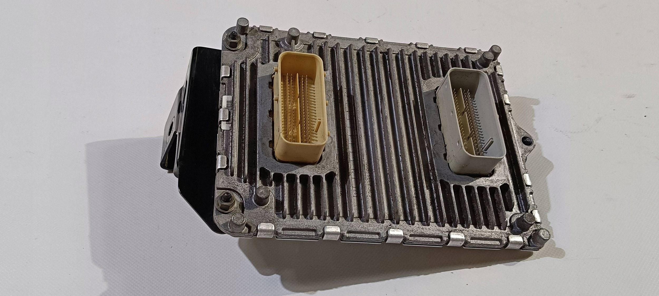 Centralina computer Motore ECU Dodge Charger Challenger 6.4 SRT 2015