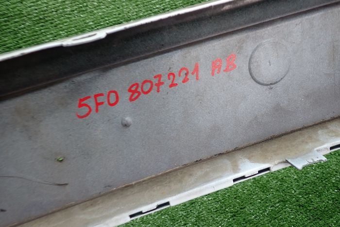 SEAT LEON III FR LIFT 17- front bumper front